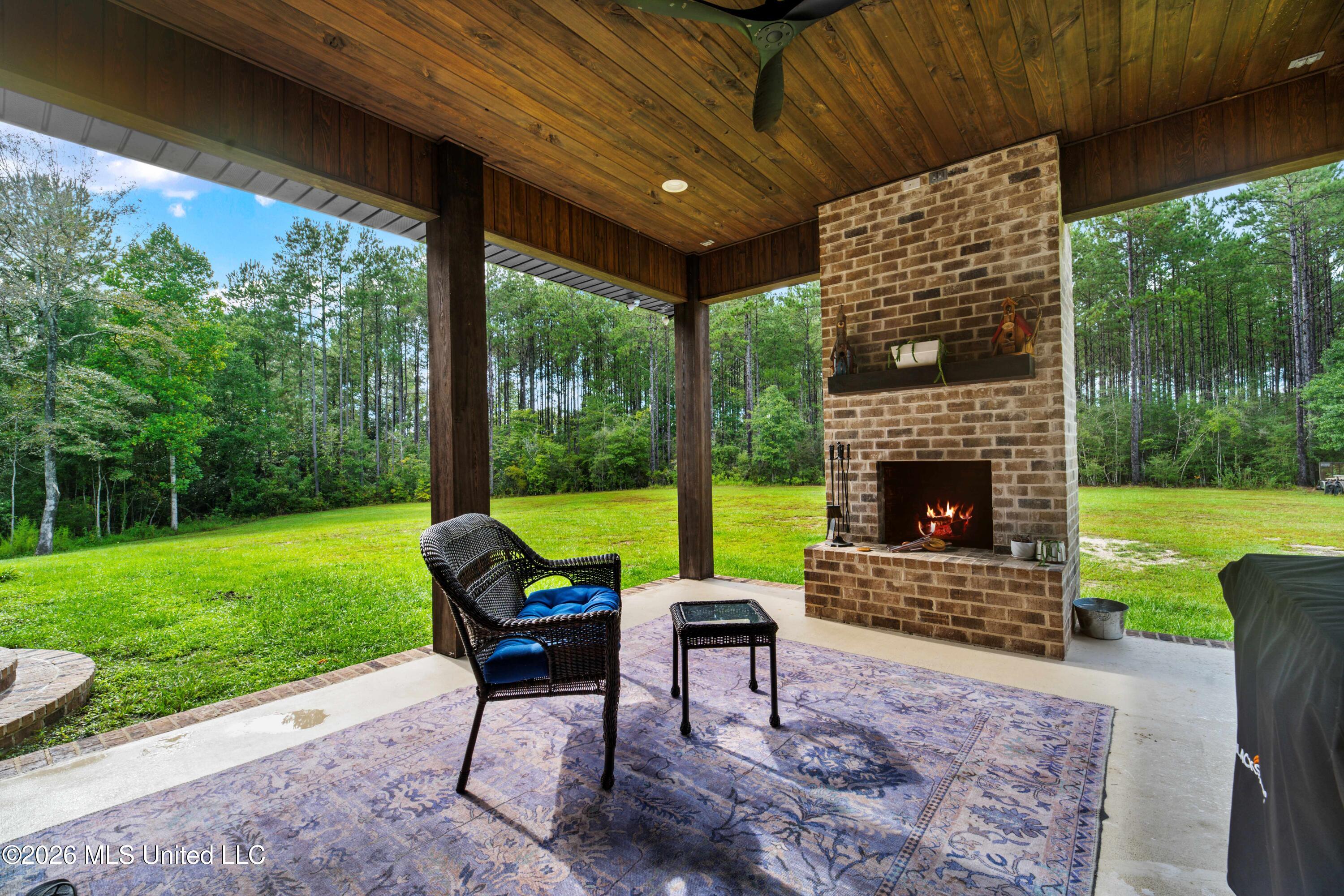 17341 Doc Lizana Road Property Photo 4