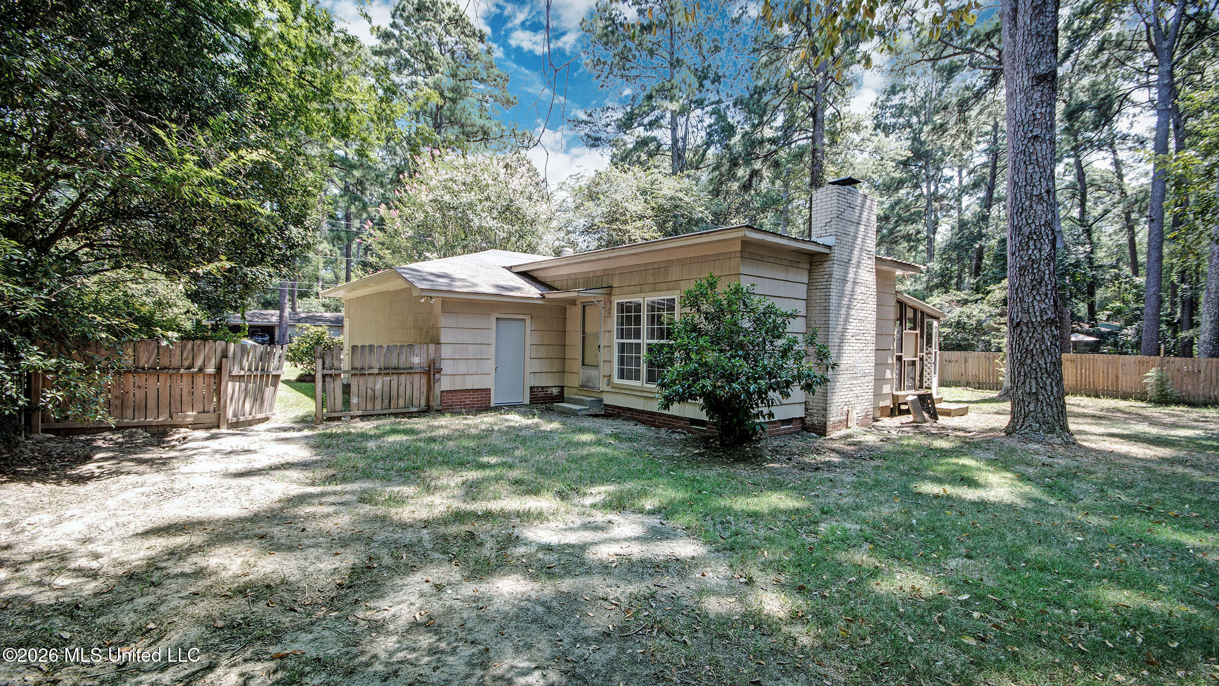 5473 Pine Lane Drive Property Photo 7
