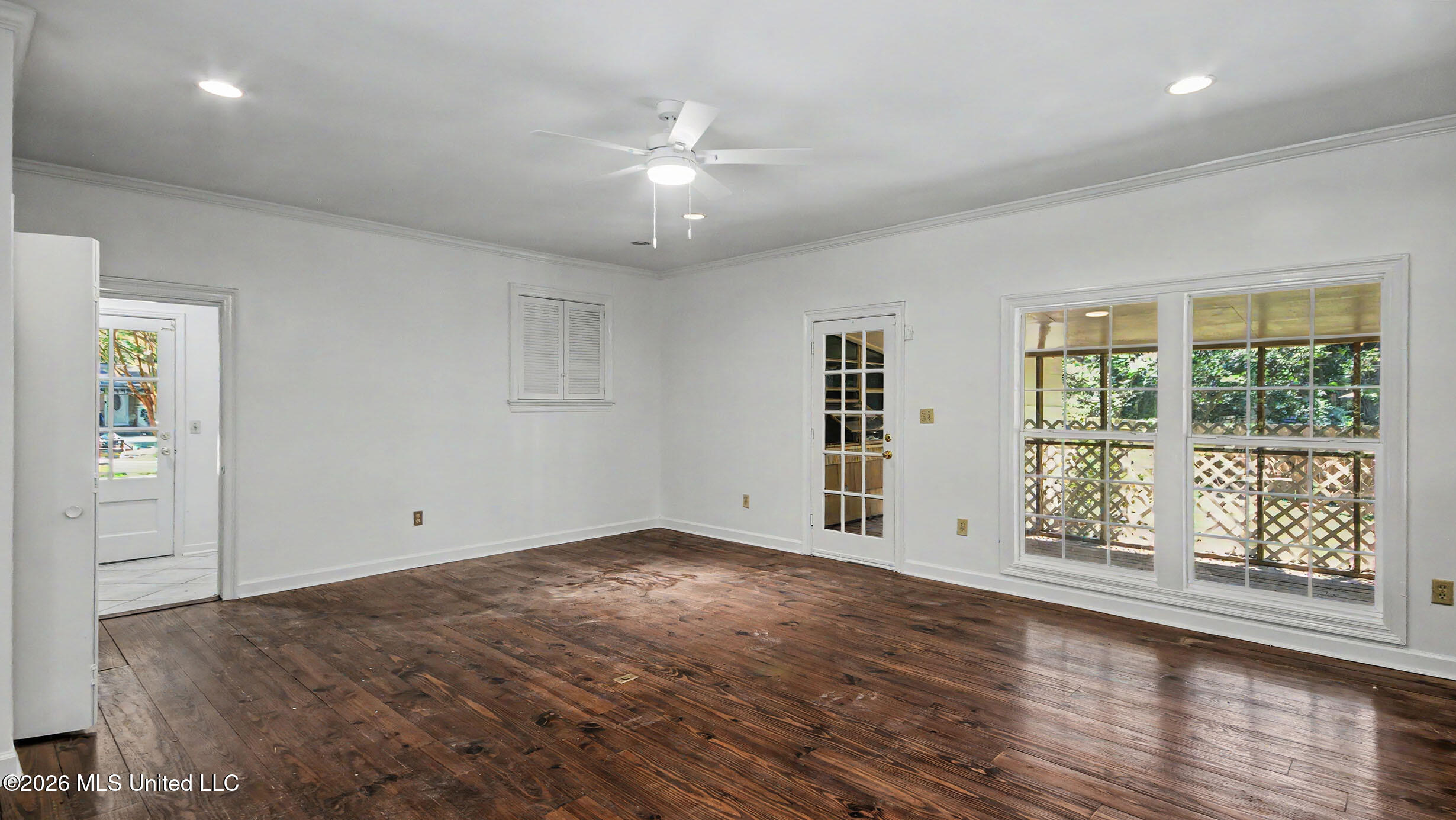 5473 Pine Lane Drive Property Photo 24
