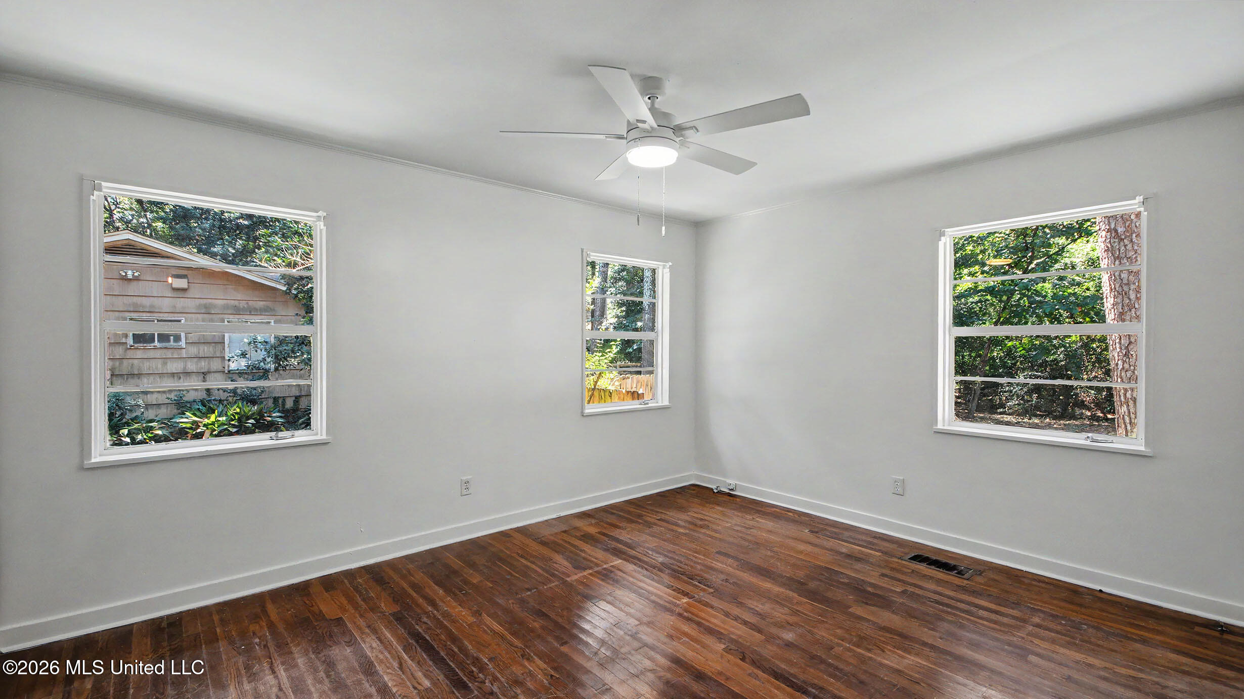 5473 Pine Lane Drive Property Photo 29
