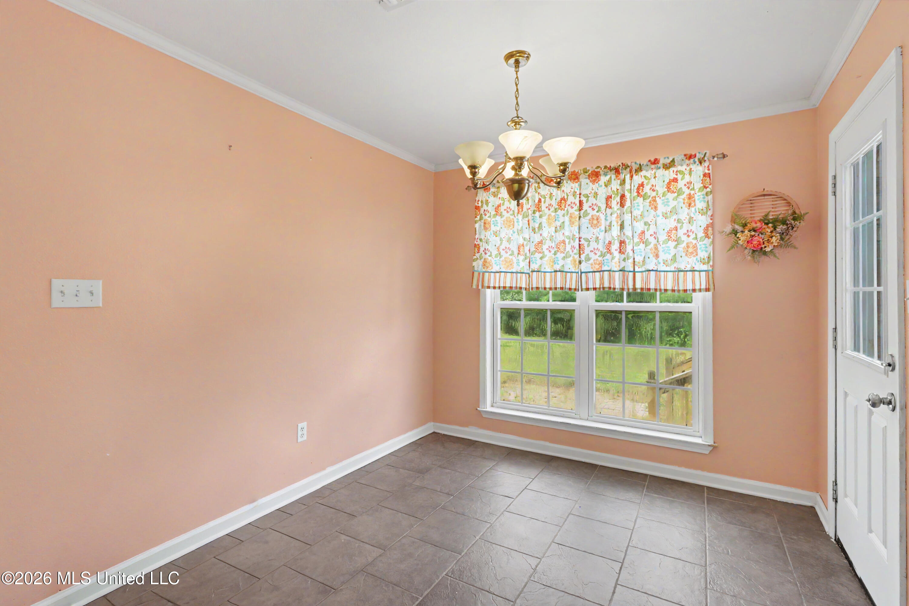 17425 Marian Court Property Photo 8