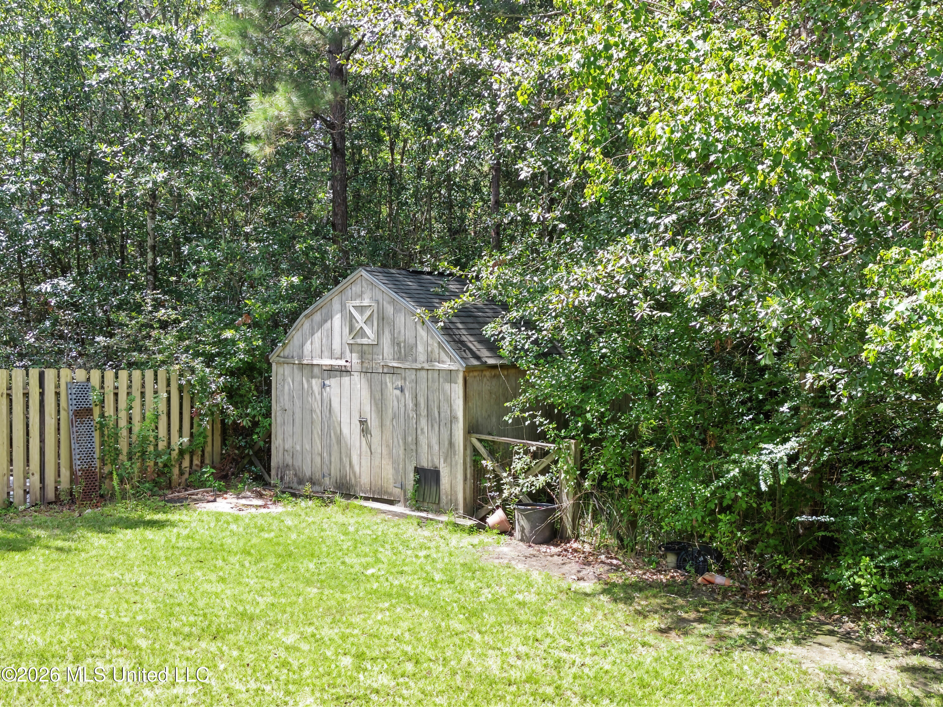 17425 Marian Court Property Photo 23