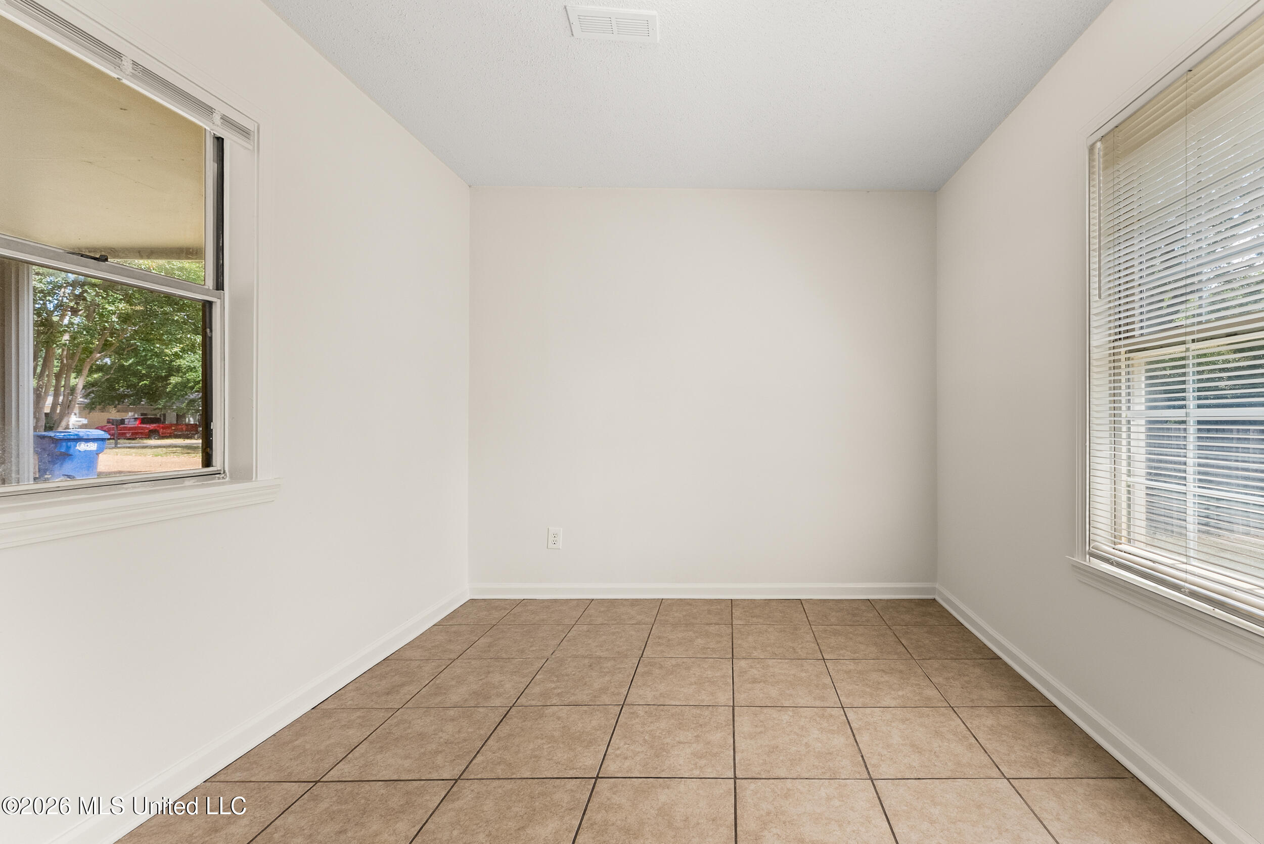 3855 Hilltop Drive Property Photo 16