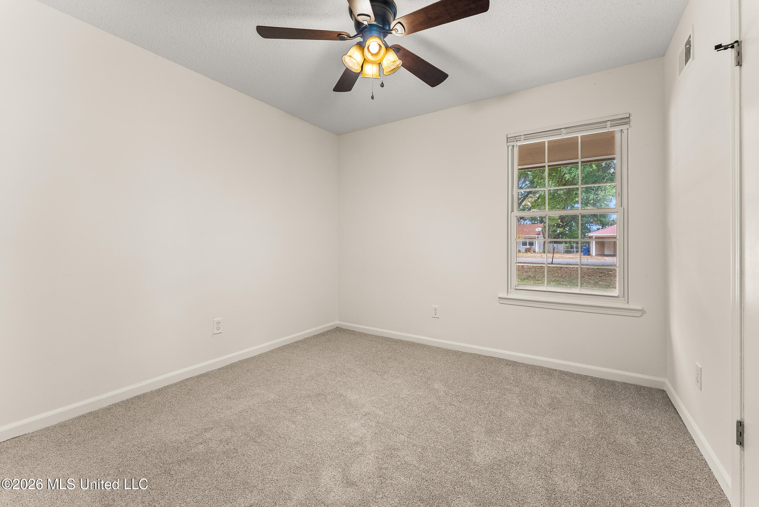 3855 Hilltop Drive Property Photo 23