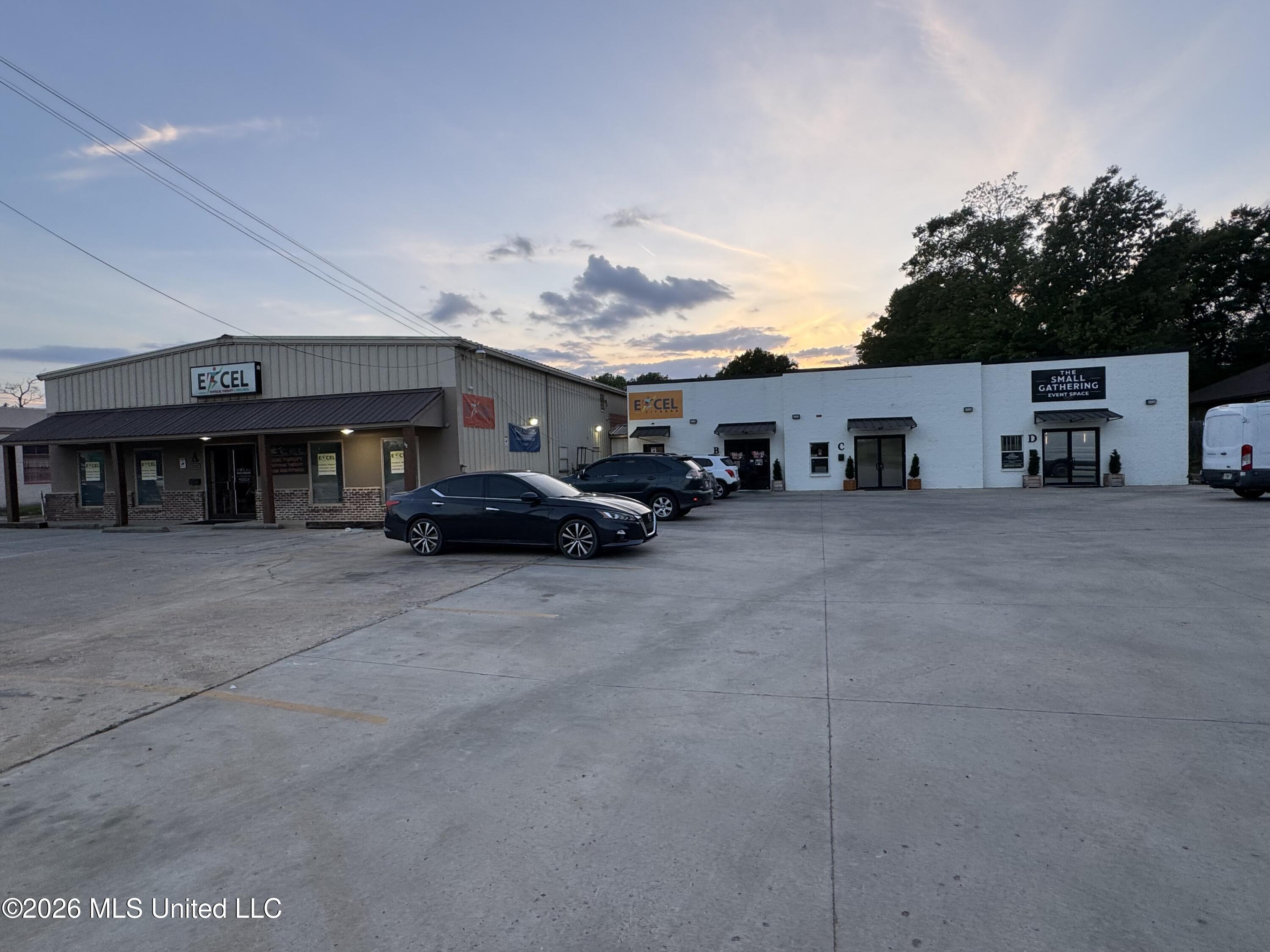3425 N Liberty Street Property Photo 1