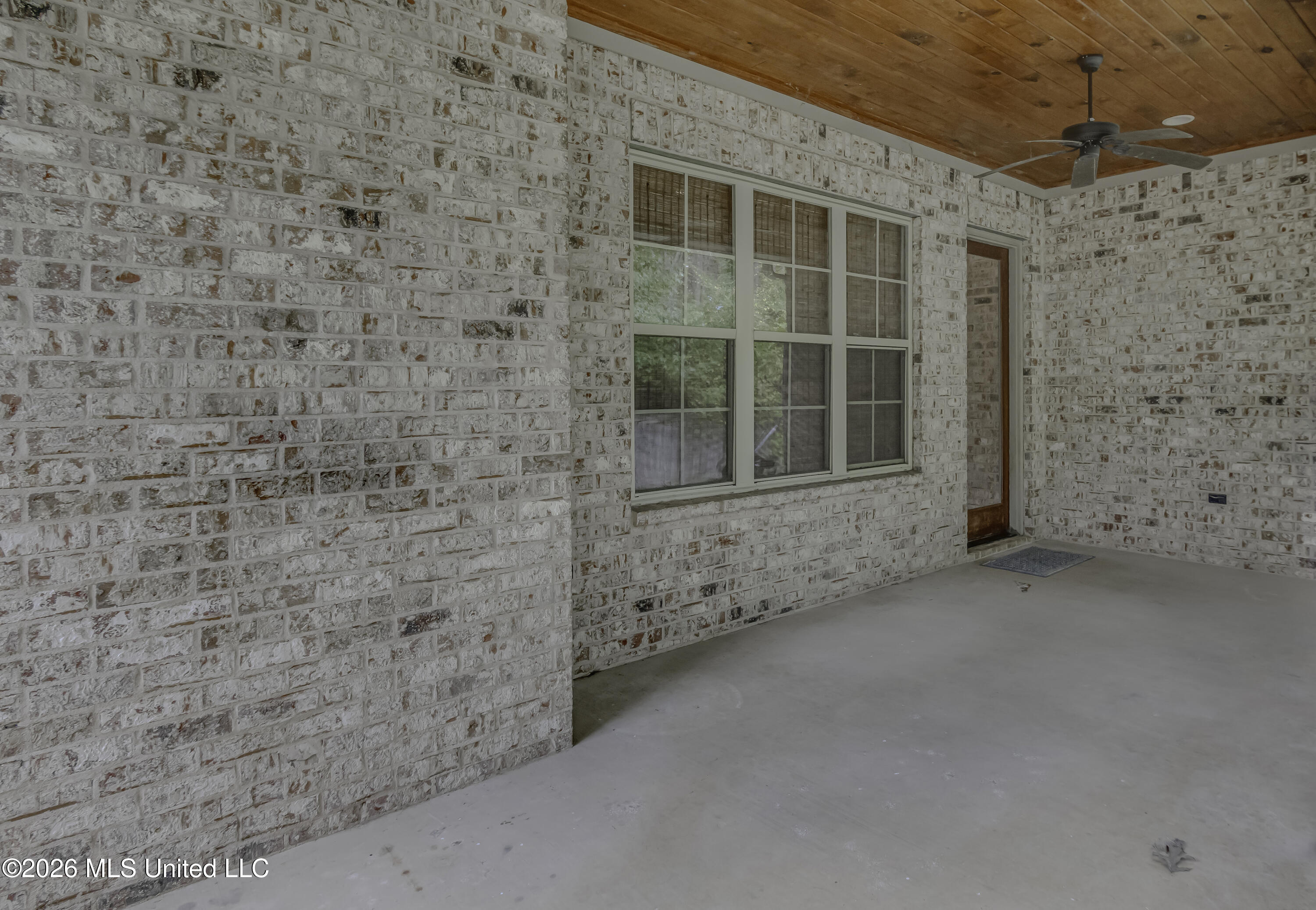 189 Stone Creek Drive Property Photo 7