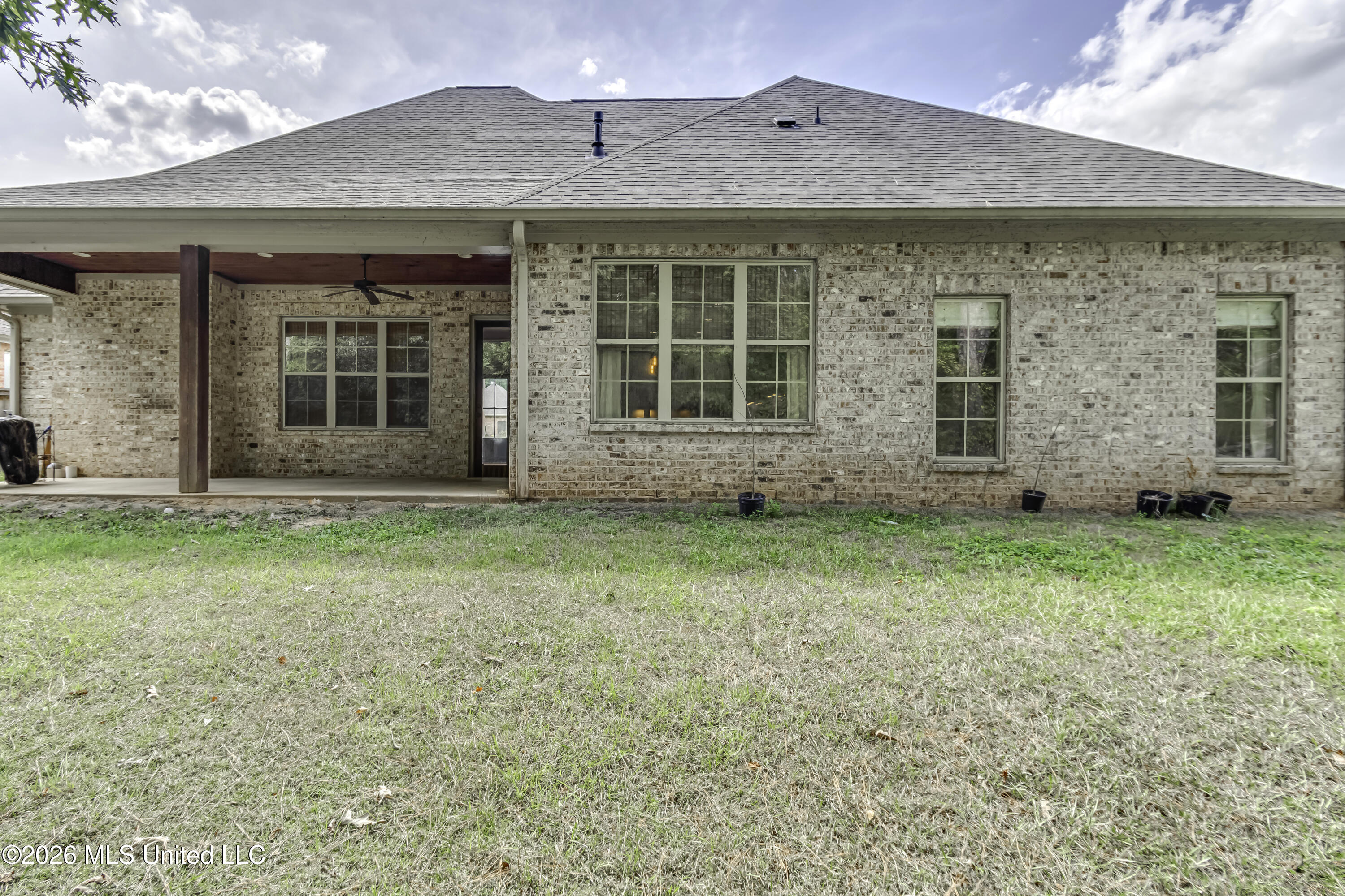189 Stone Creek Drive Property Photo 10