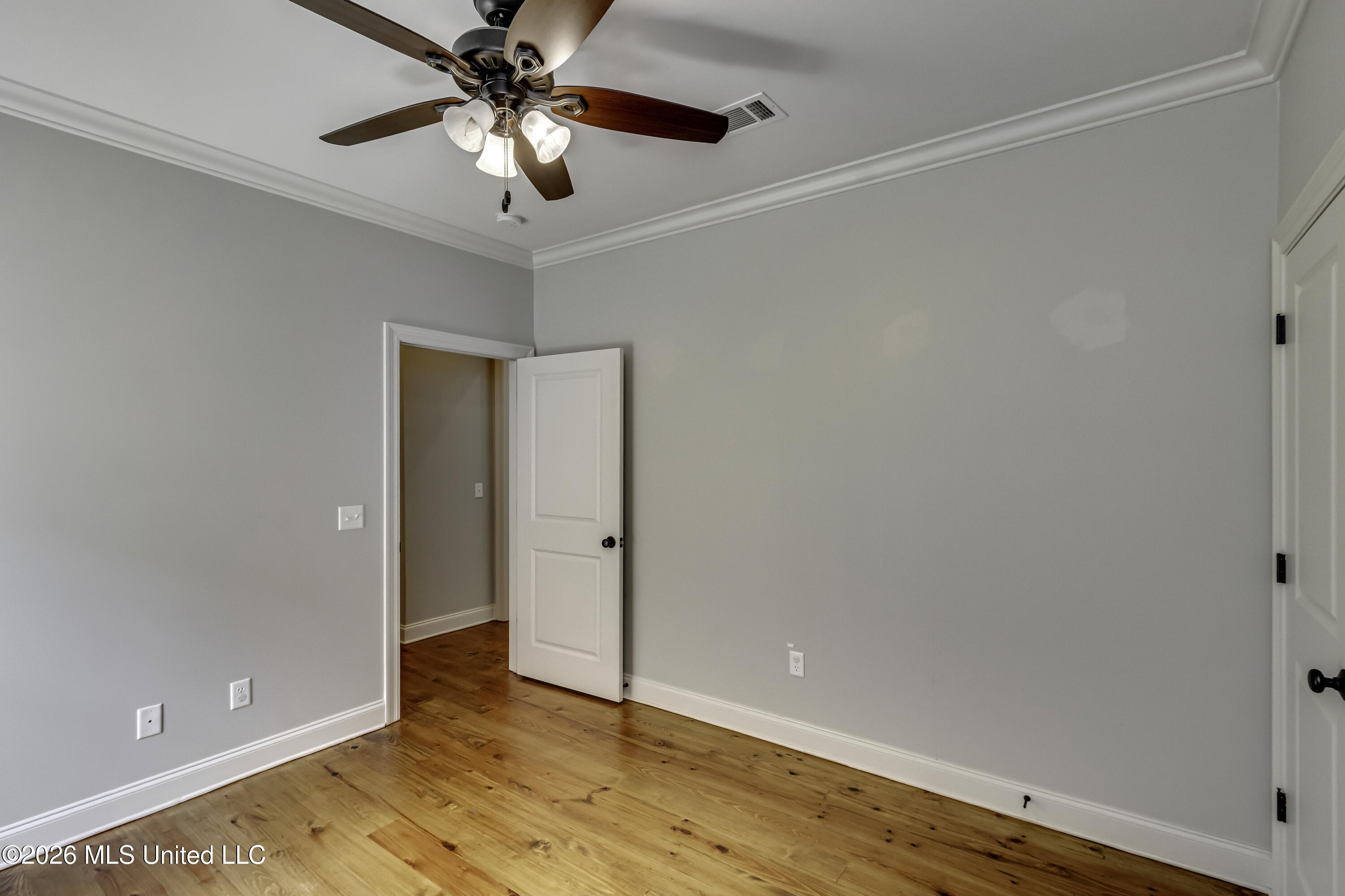 189 Stone Creek Drive Property Photo 34