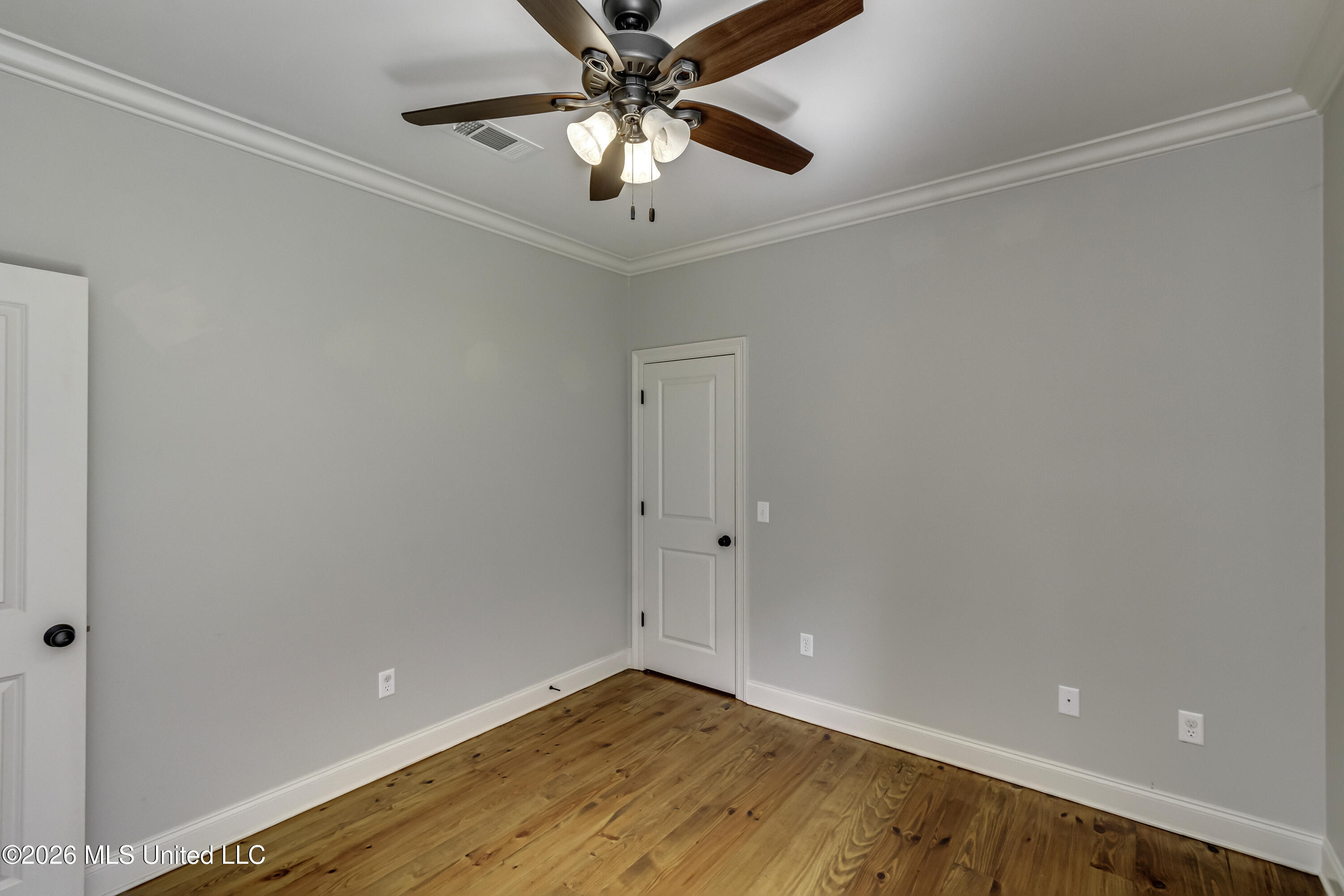 189 Stone Creek Drive Property Photo 35
