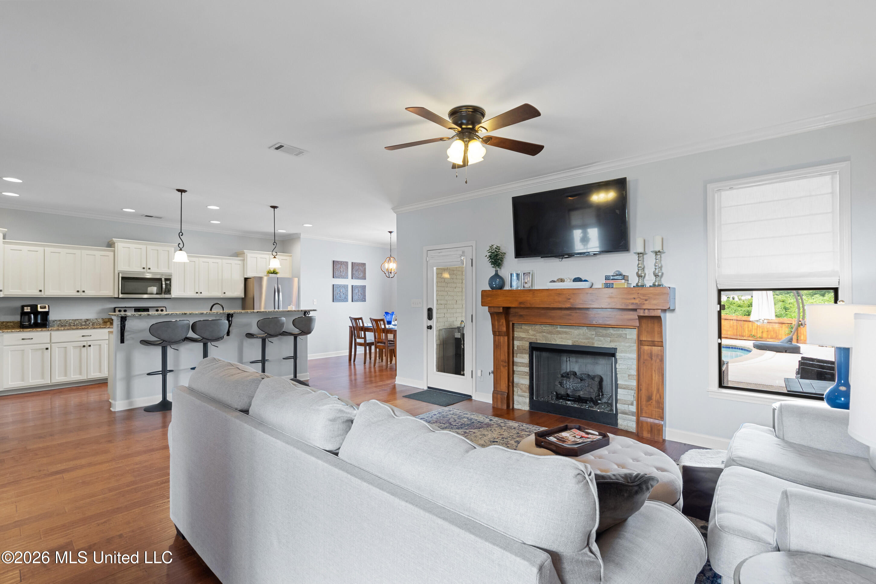 657 N Doe Creek Trail Property Photo 6