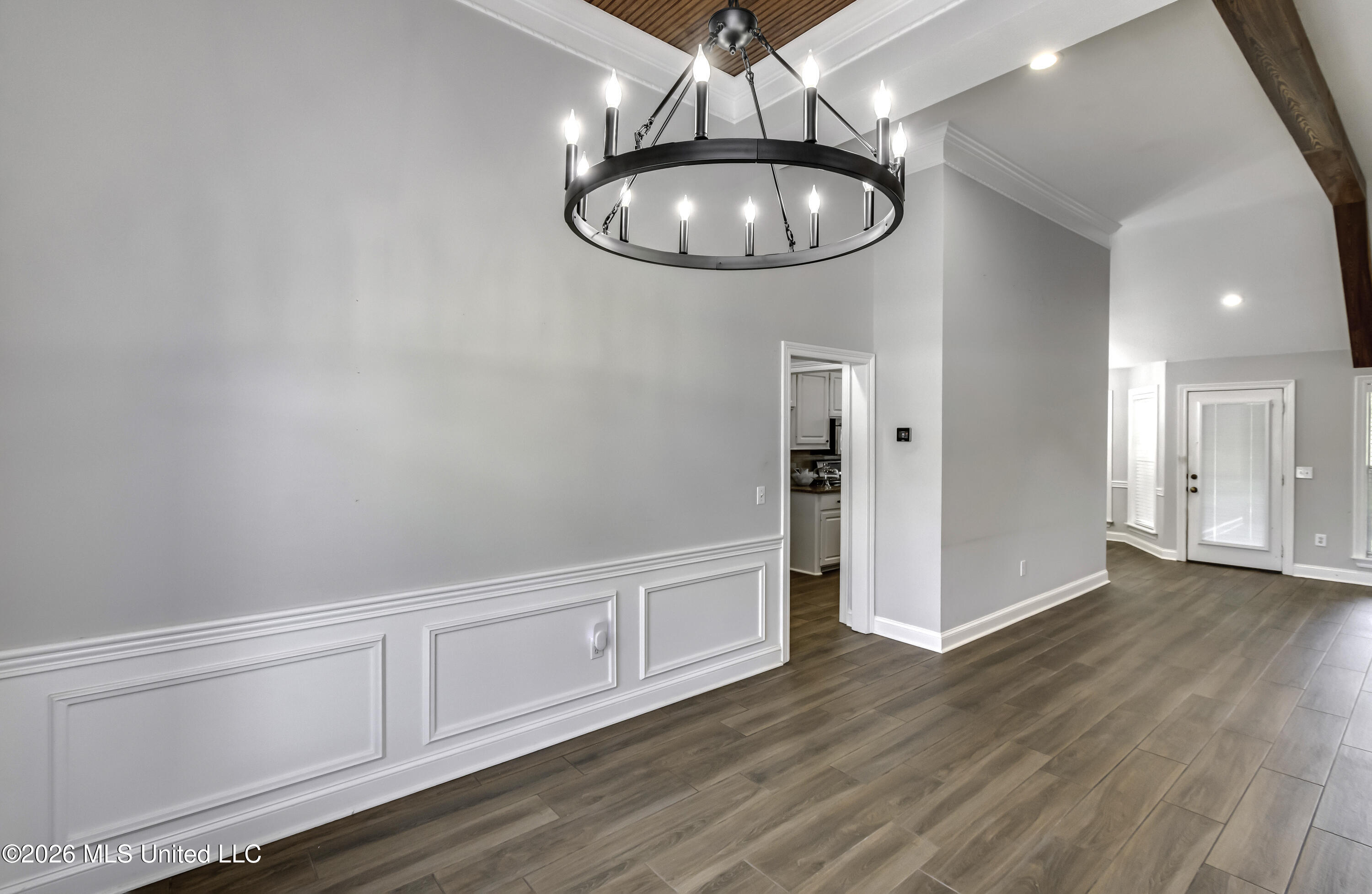 504 Wildberry Drive Property Photo 12