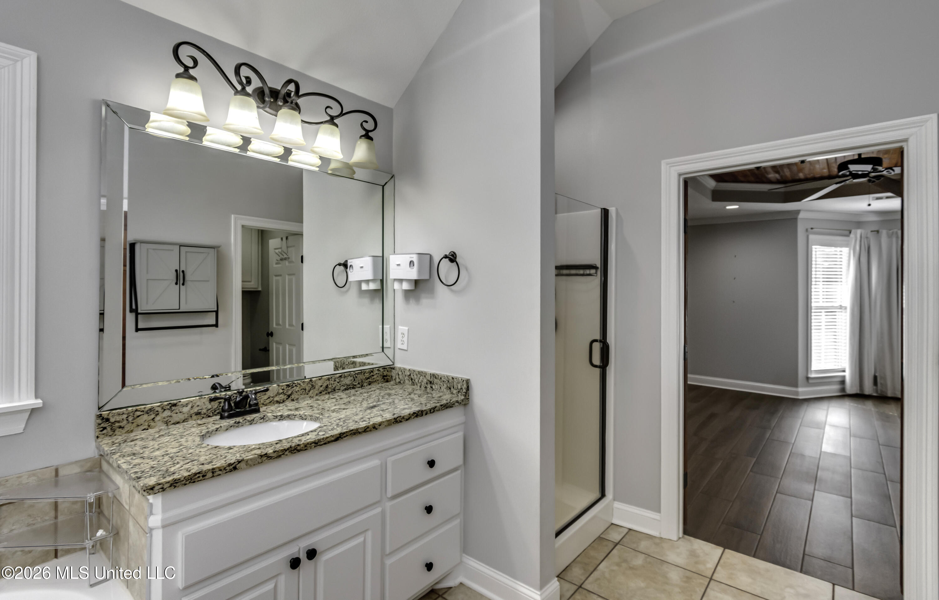 504 Wildberry Drive Property Photo 32