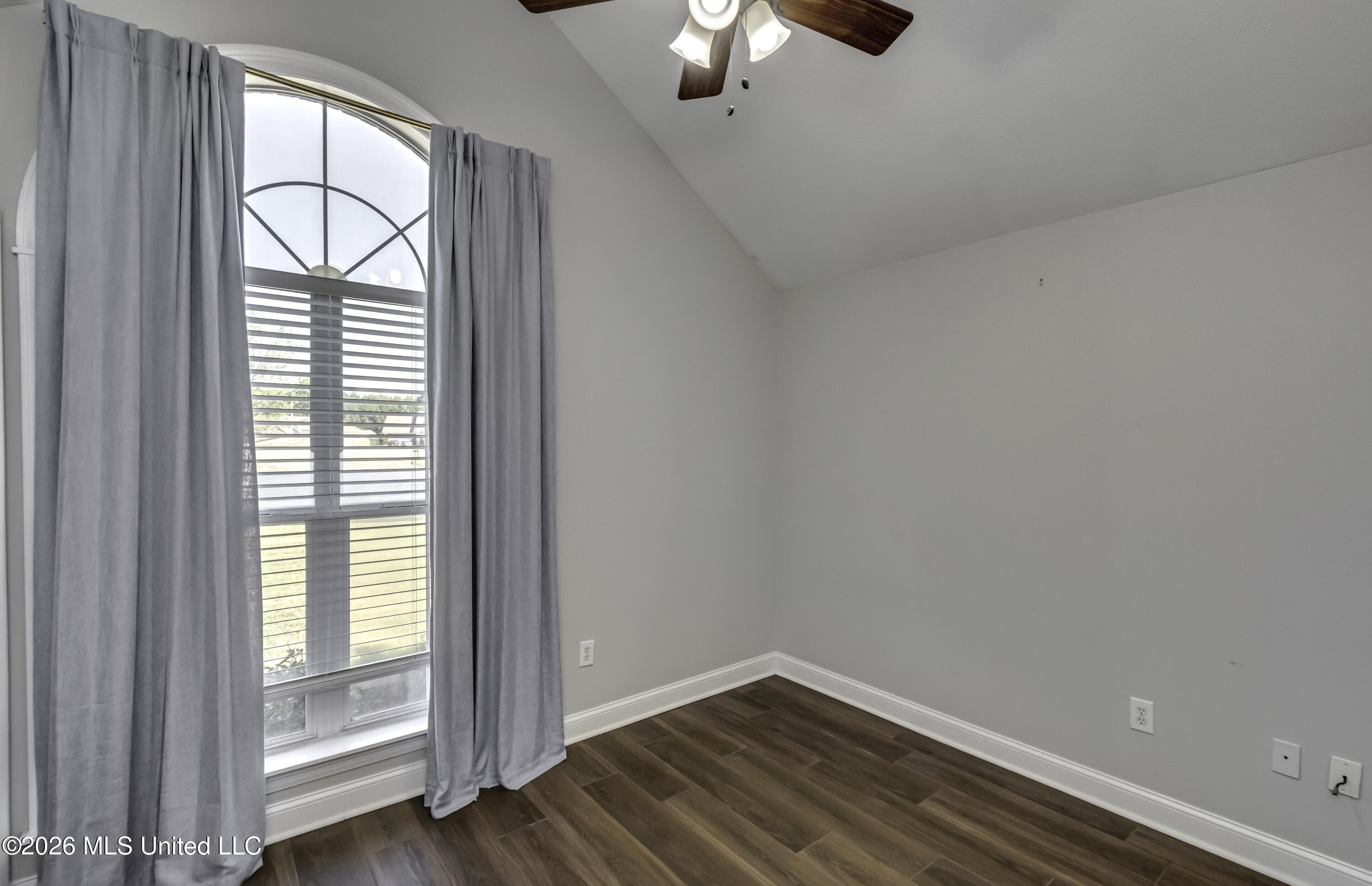 504 Wildberry Drive Property Photo 37