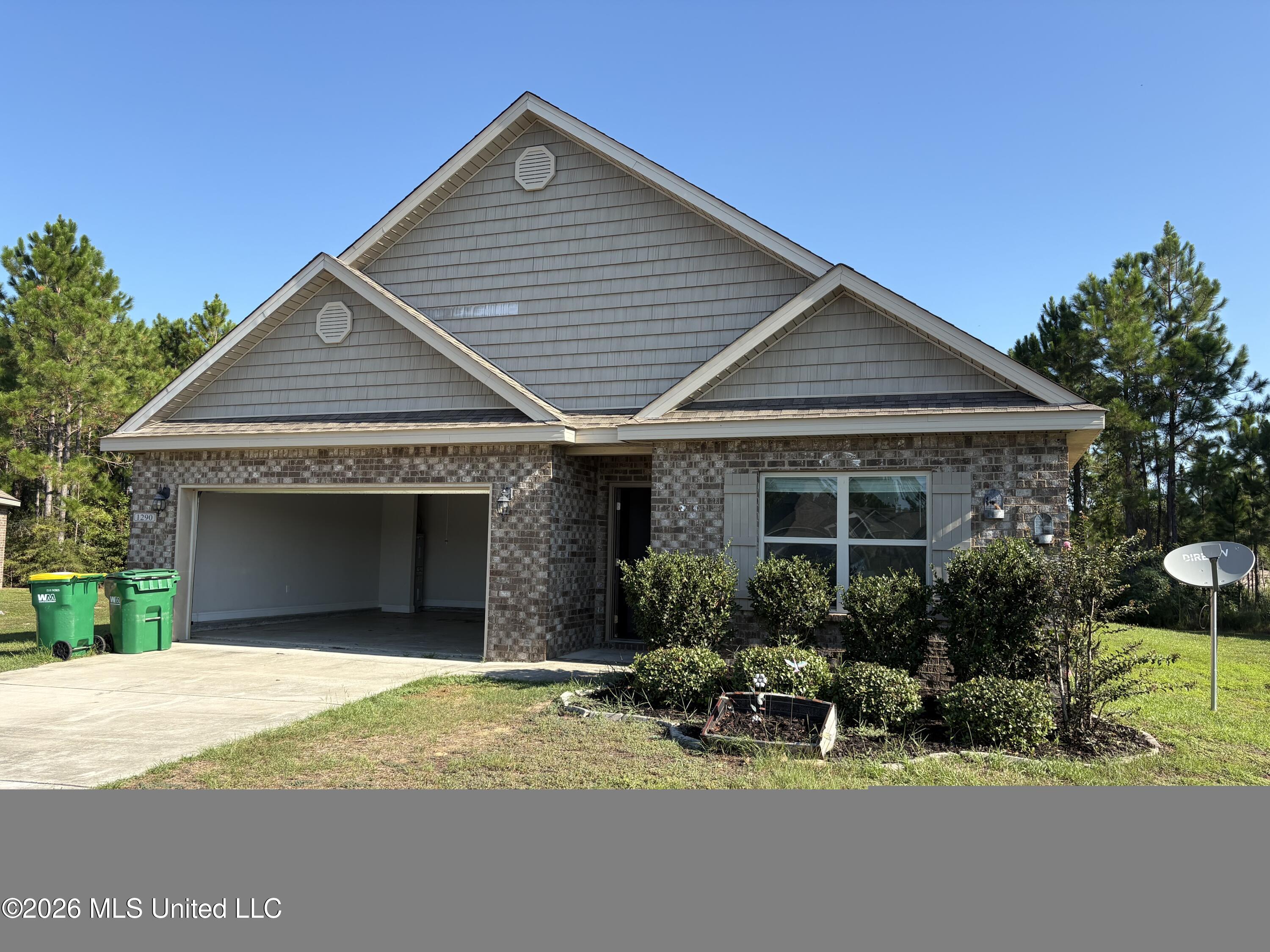 1290 Sage Court Property Photo 2