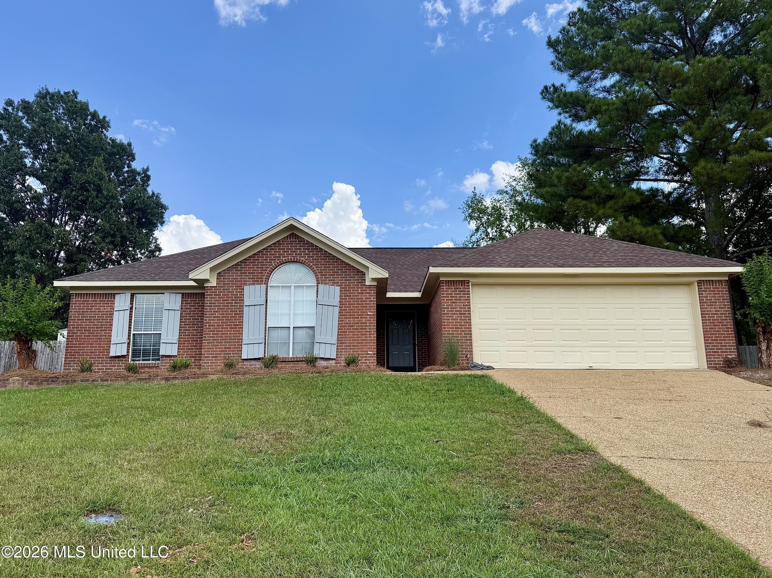 420 Vista Court Property Photo 1