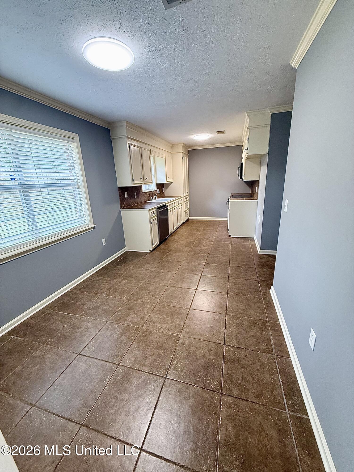 420 Vista Court Property Photo 5