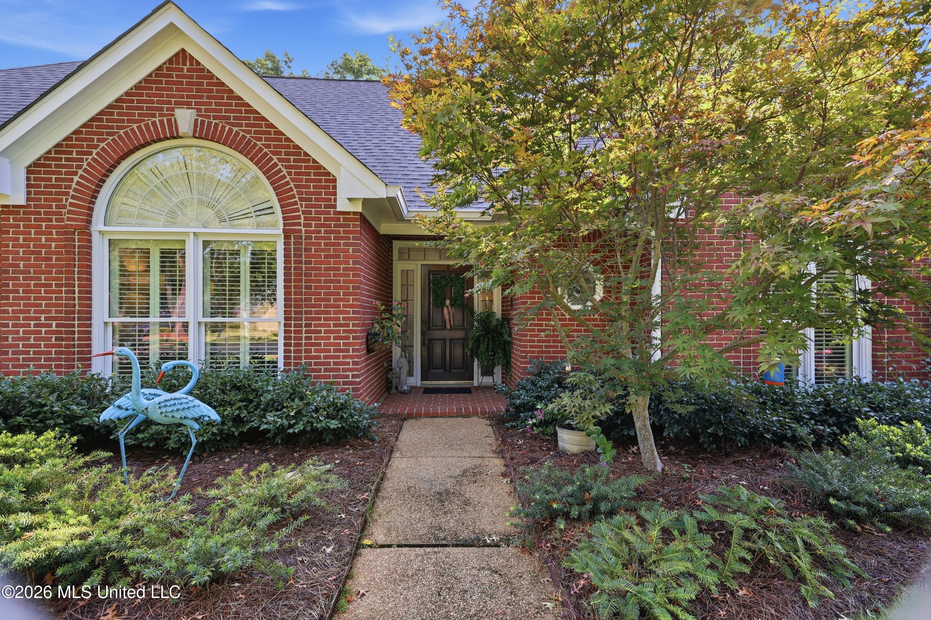 209 Hillside Street Property Photo 2