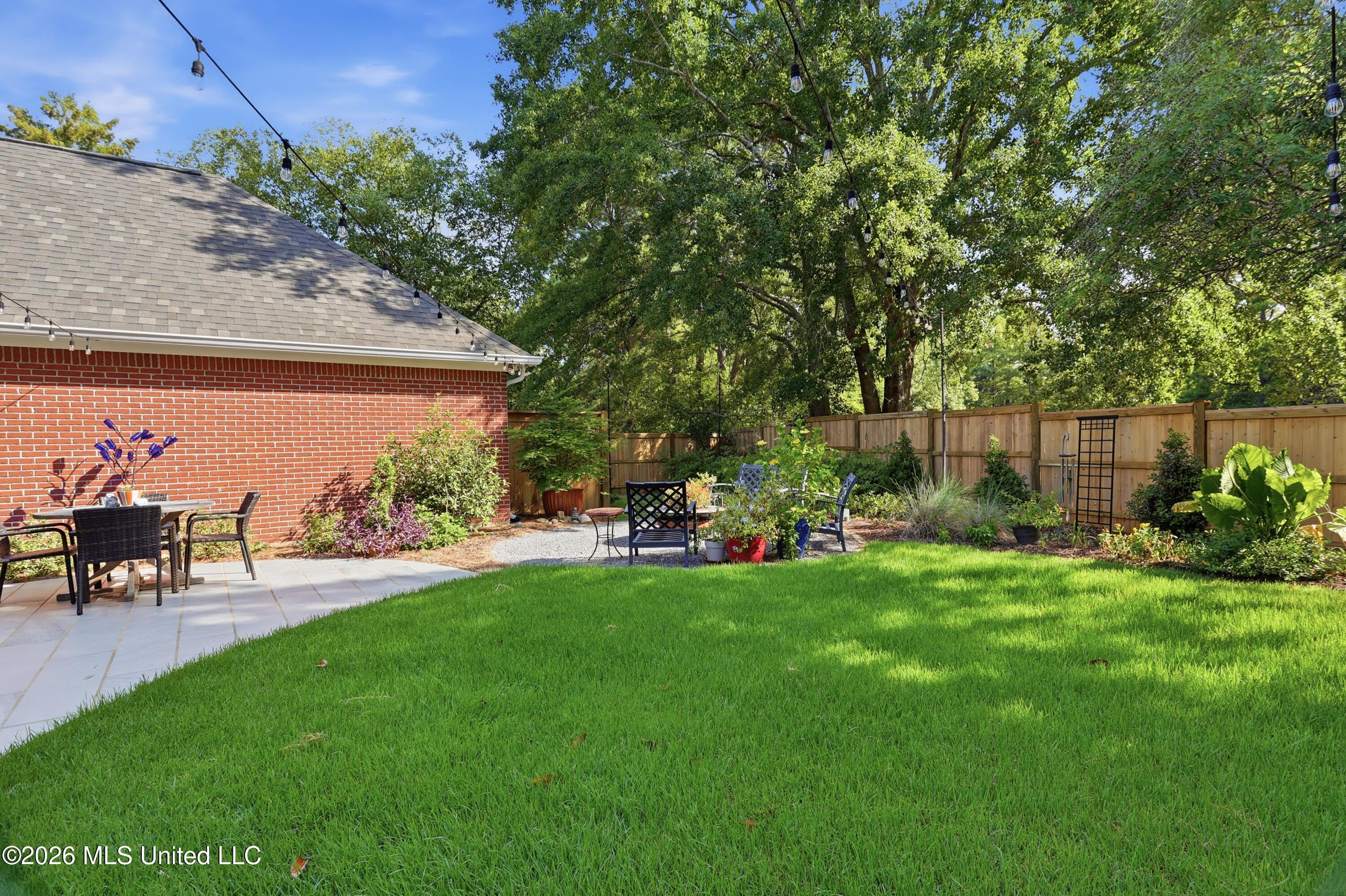 209 Hillside Street Property Photo 28