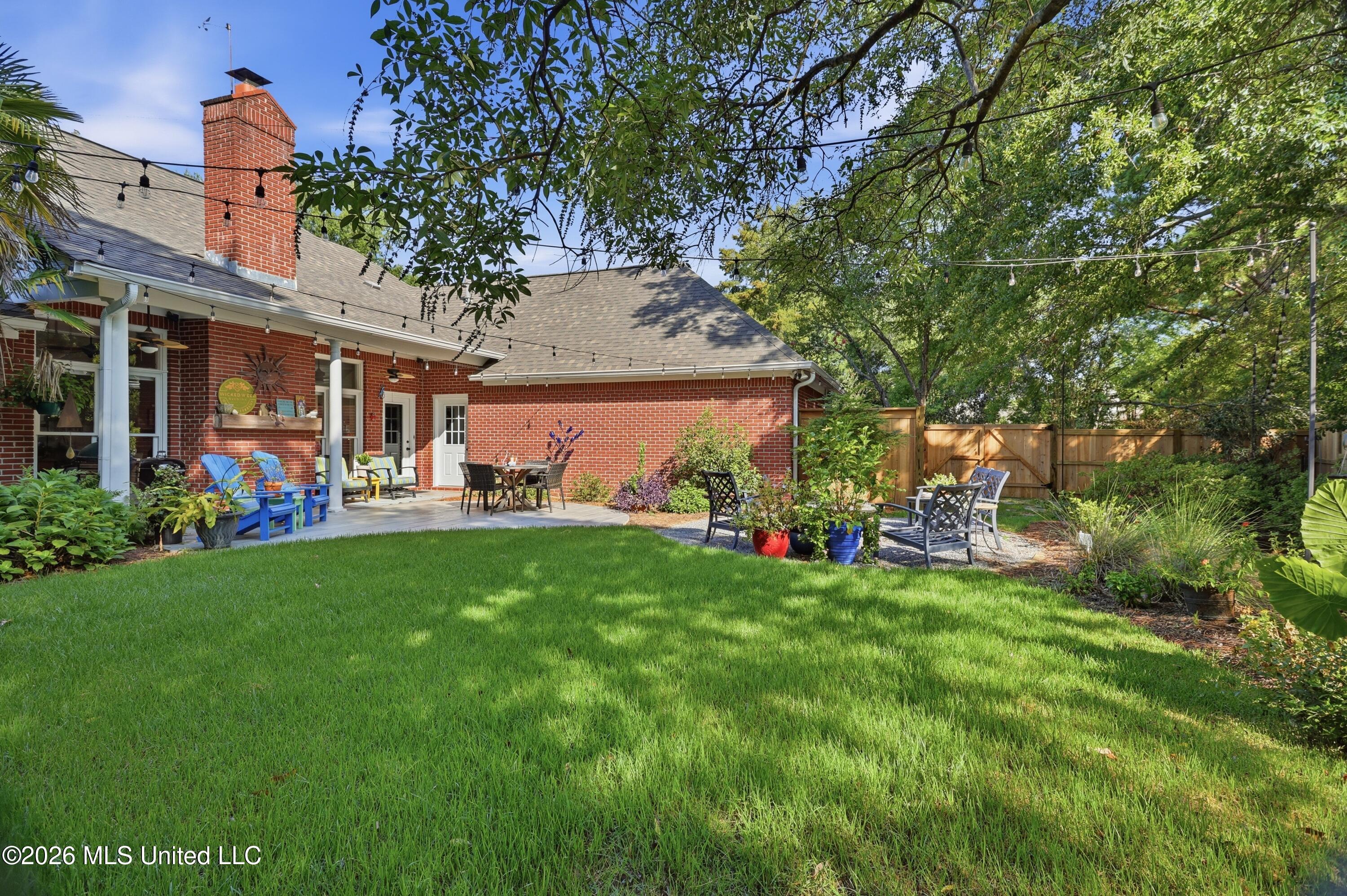 209 Hillside Street Property Photo 29