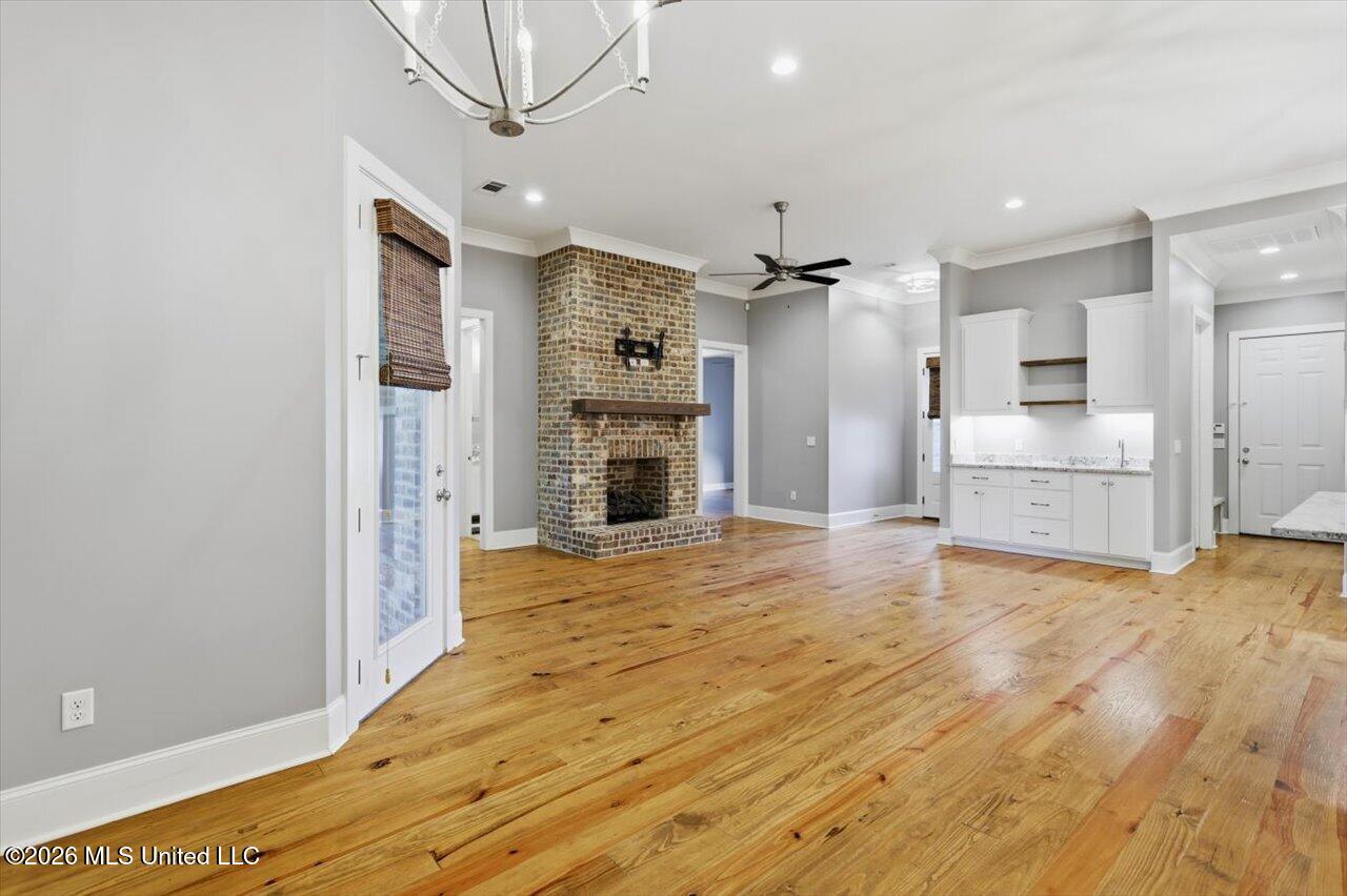 445 Brazos Drive Property Photo 14