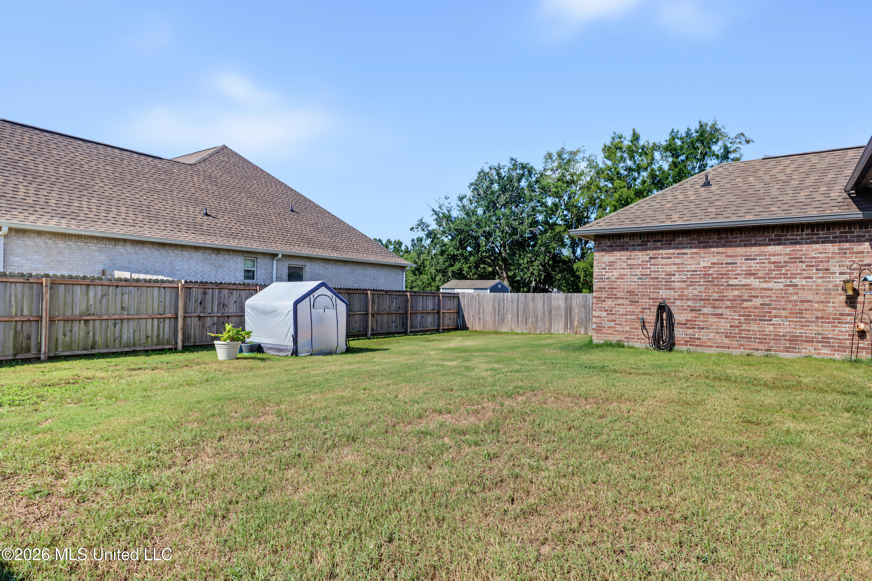 18245 Commission Road Property Photo 27
