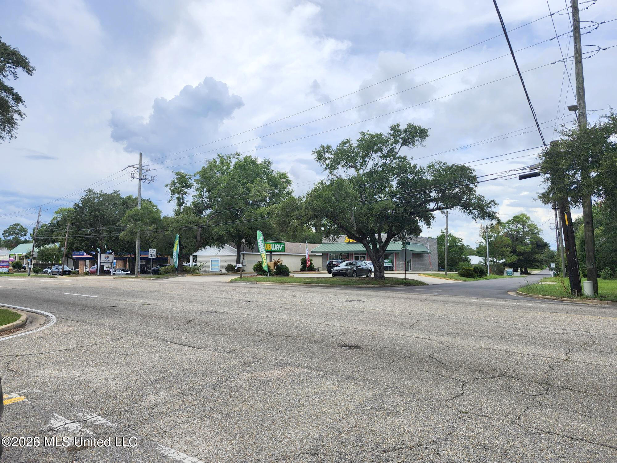 644 Oakleigh Avenue Property Photo 30