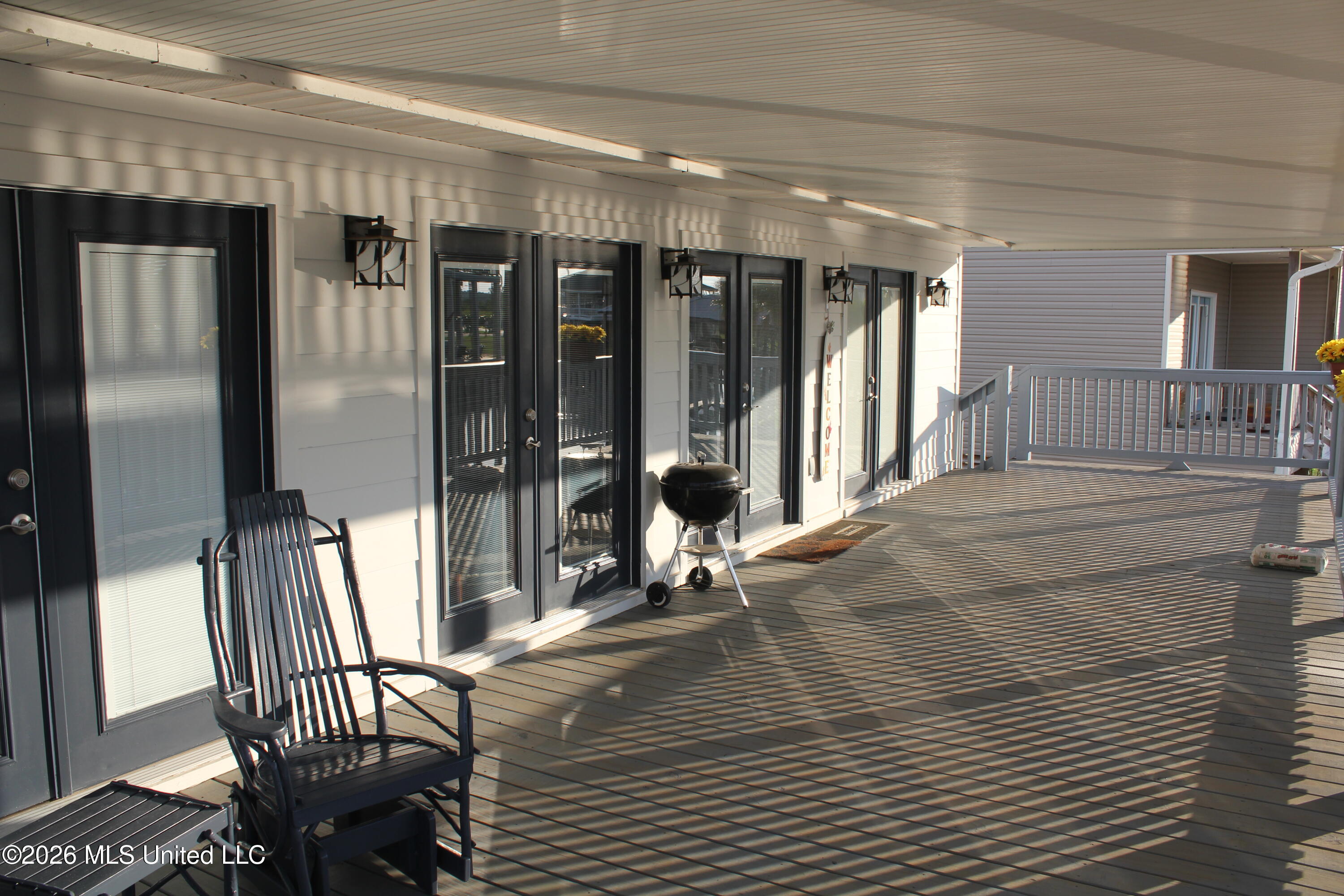 11059 Idaho Street Property Photo 4