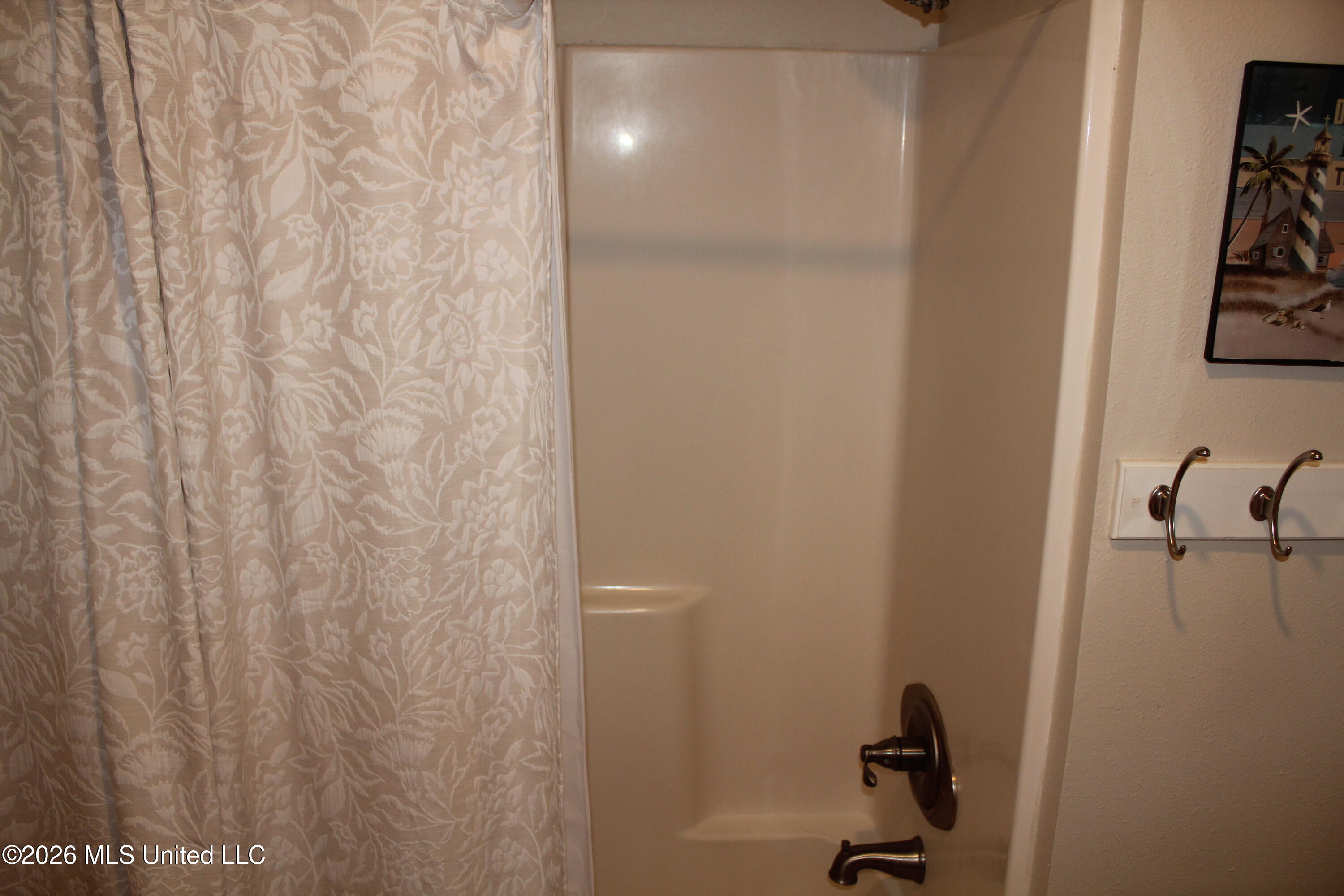 11059 Idaho Street Property Photo 9