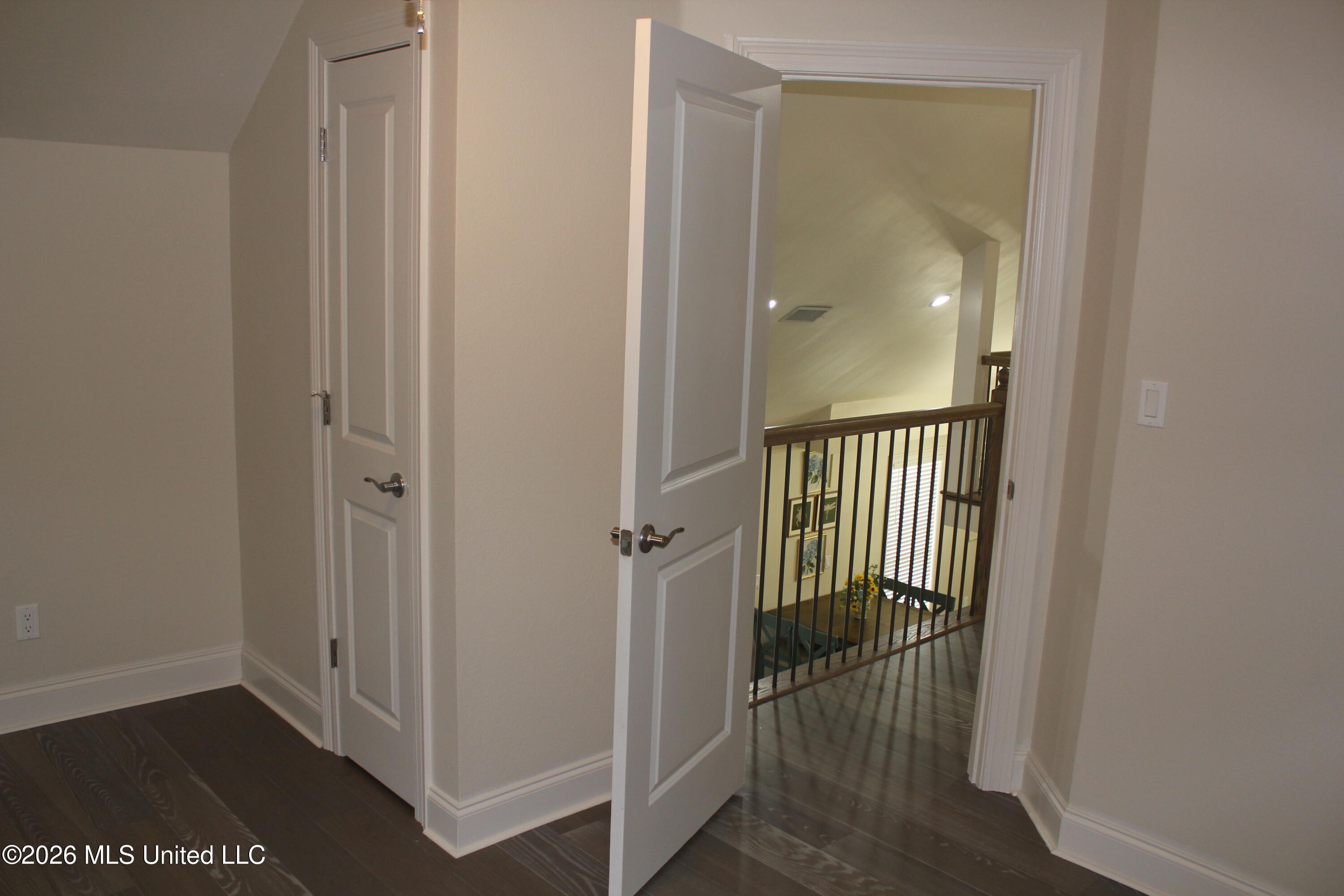 11059 Idaho Street Property Photo 17