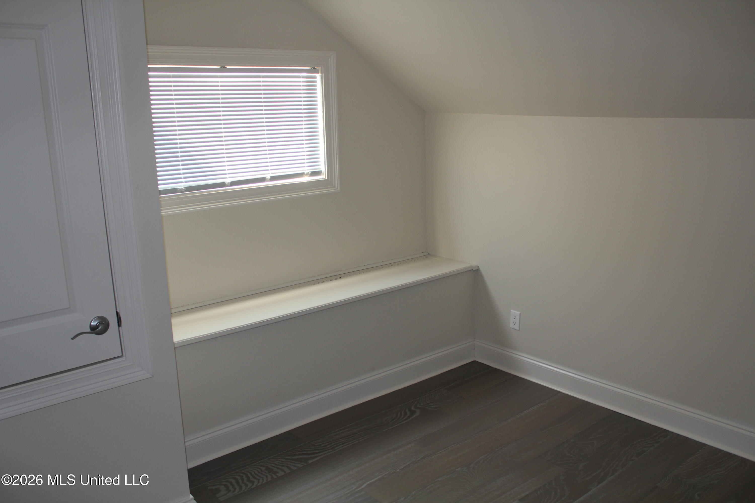 11059 Idaho Street Property Photo 21