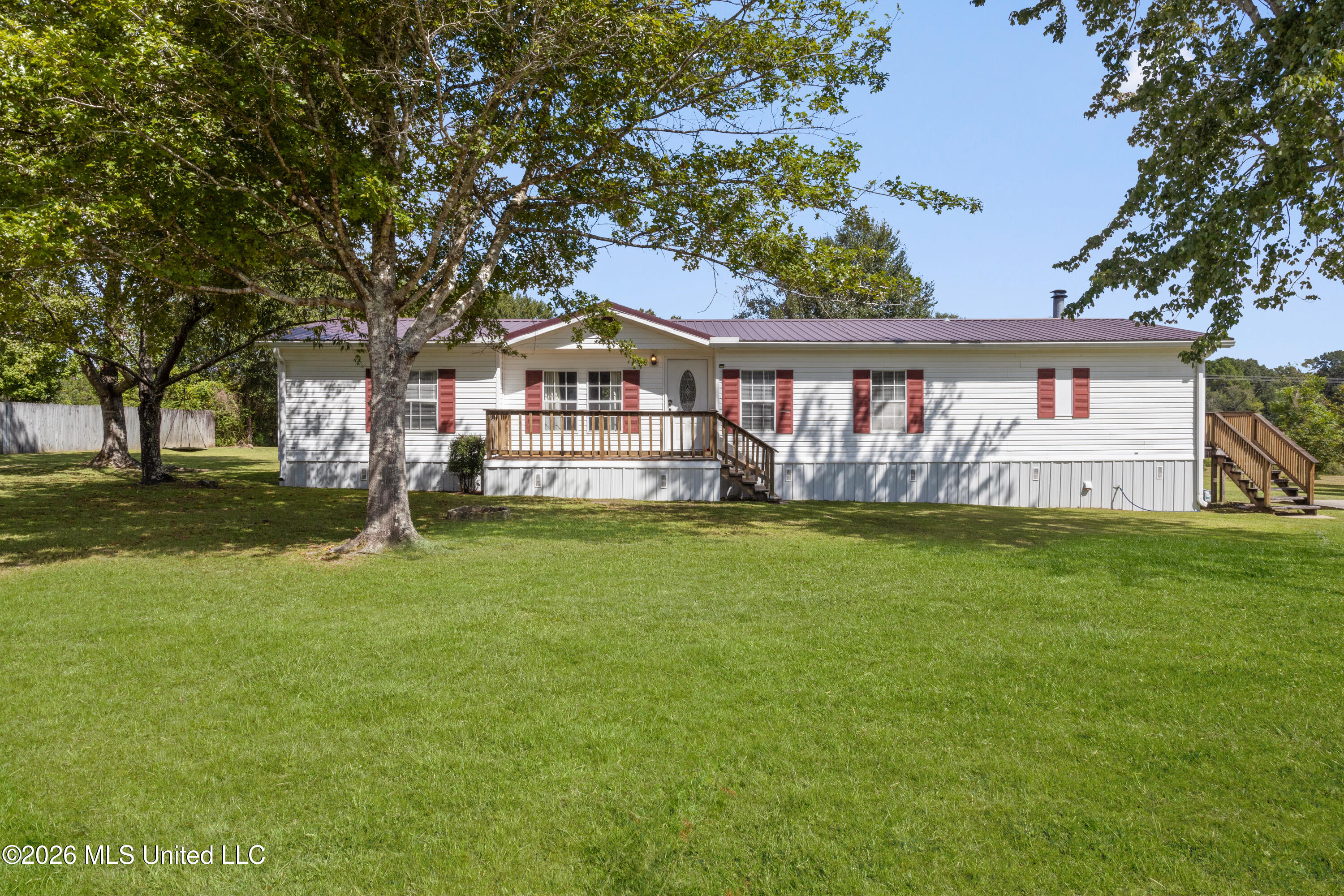 19678 Cardinal Cove Drive Property Photo 1