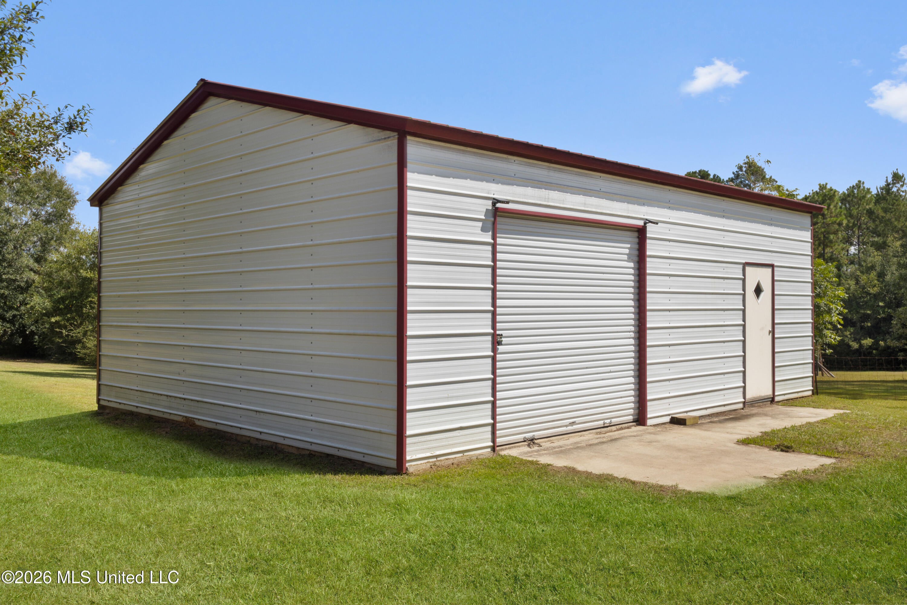19678 Cardinal Cove Drive Property Photo 24
