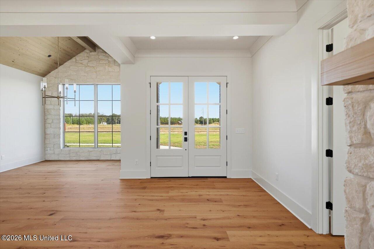 1021 Freedom Farms Crossing Property Photo 7