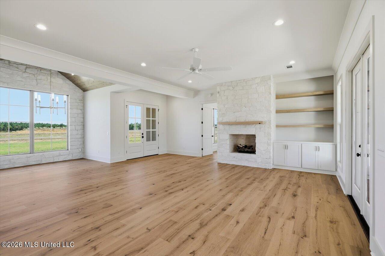 1021 Freedom Farms Crossing Property Photo 8