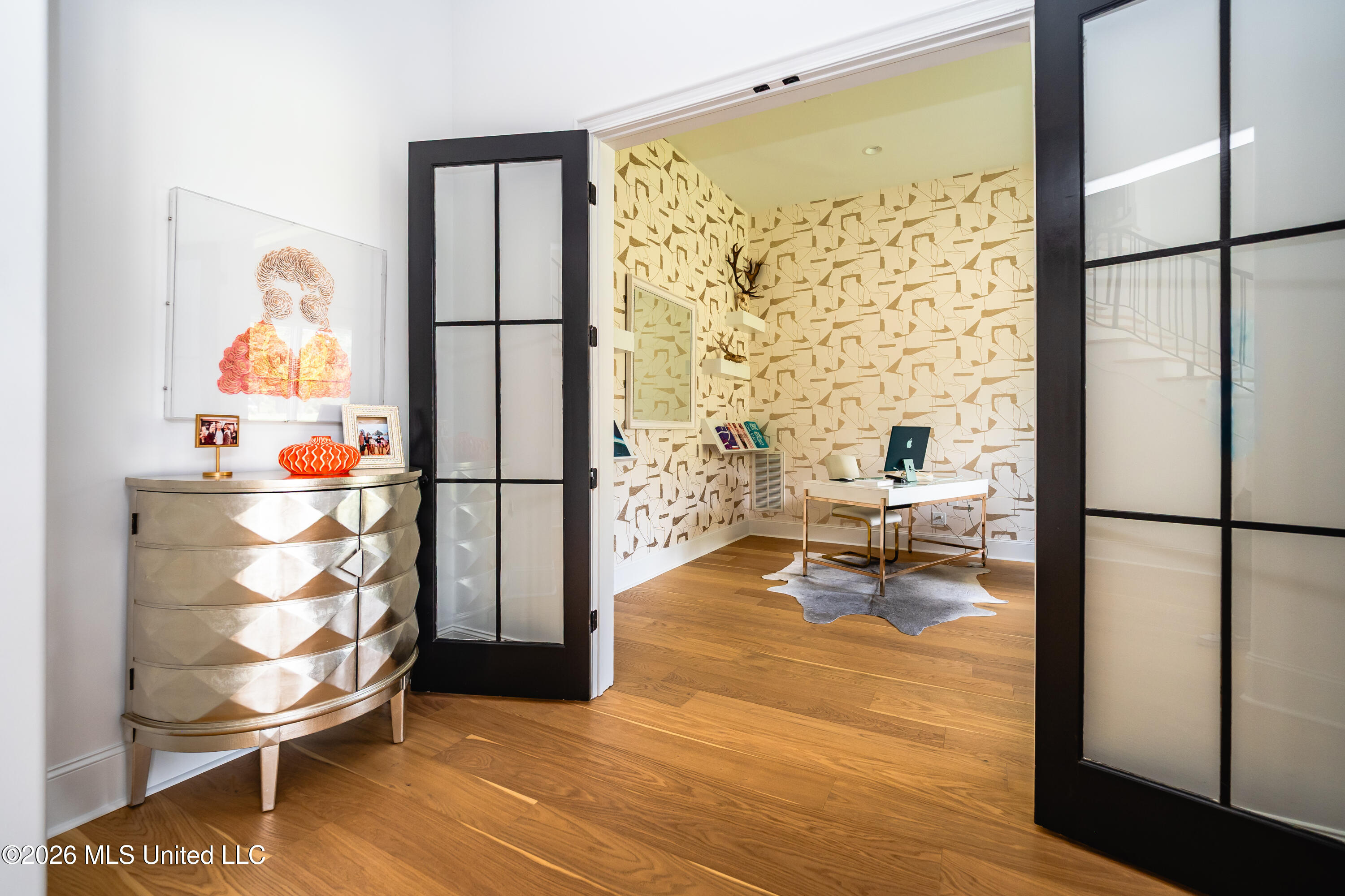 100 Bridgewater Crossing Property Photo 8