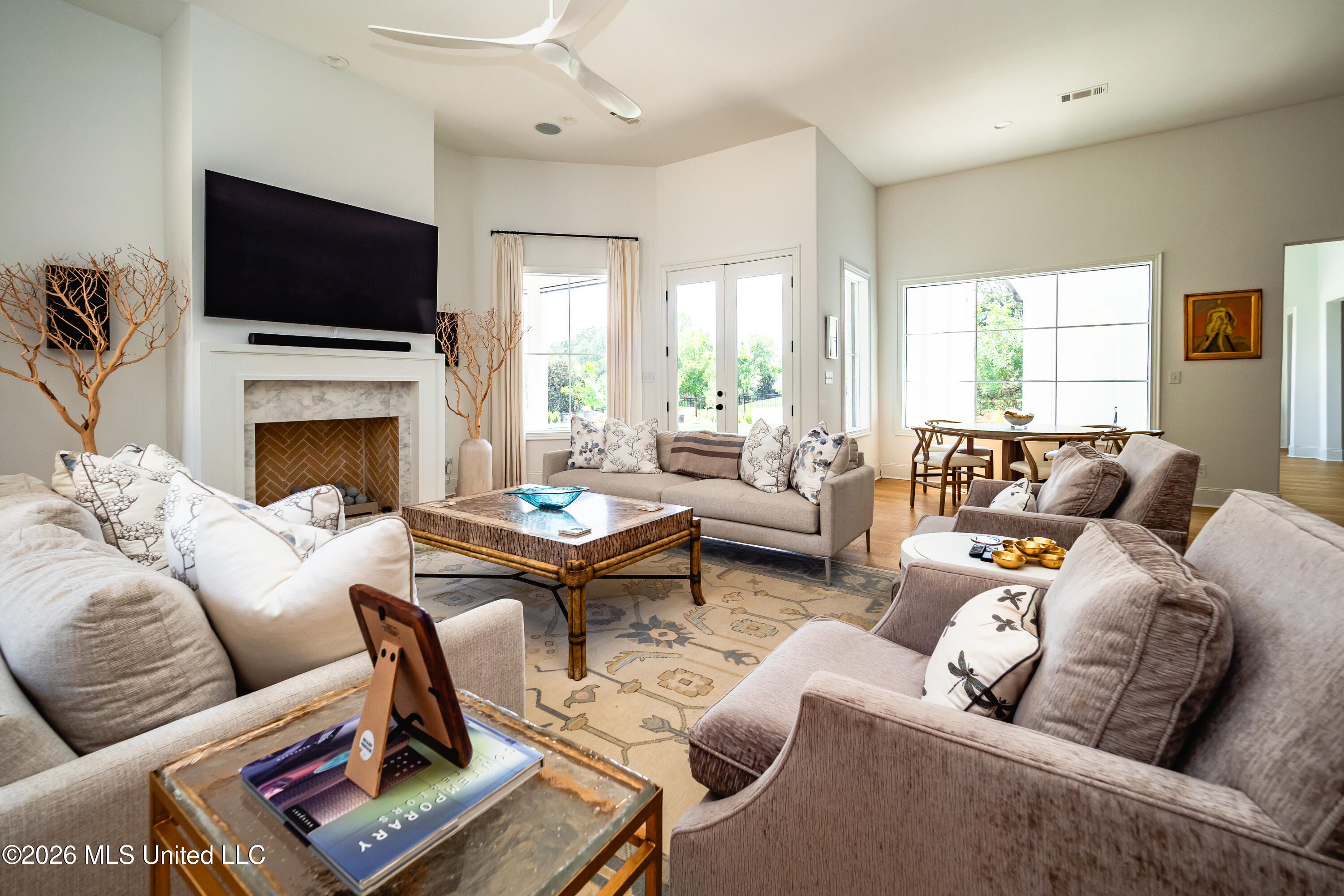 100 Bridgewater Crossing Property Photo 28