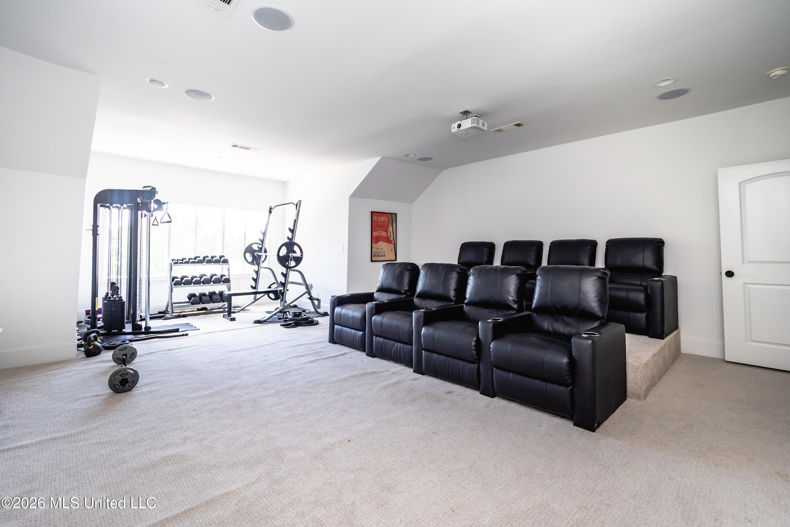 100 Bridgewater Crossing Property Photo 56