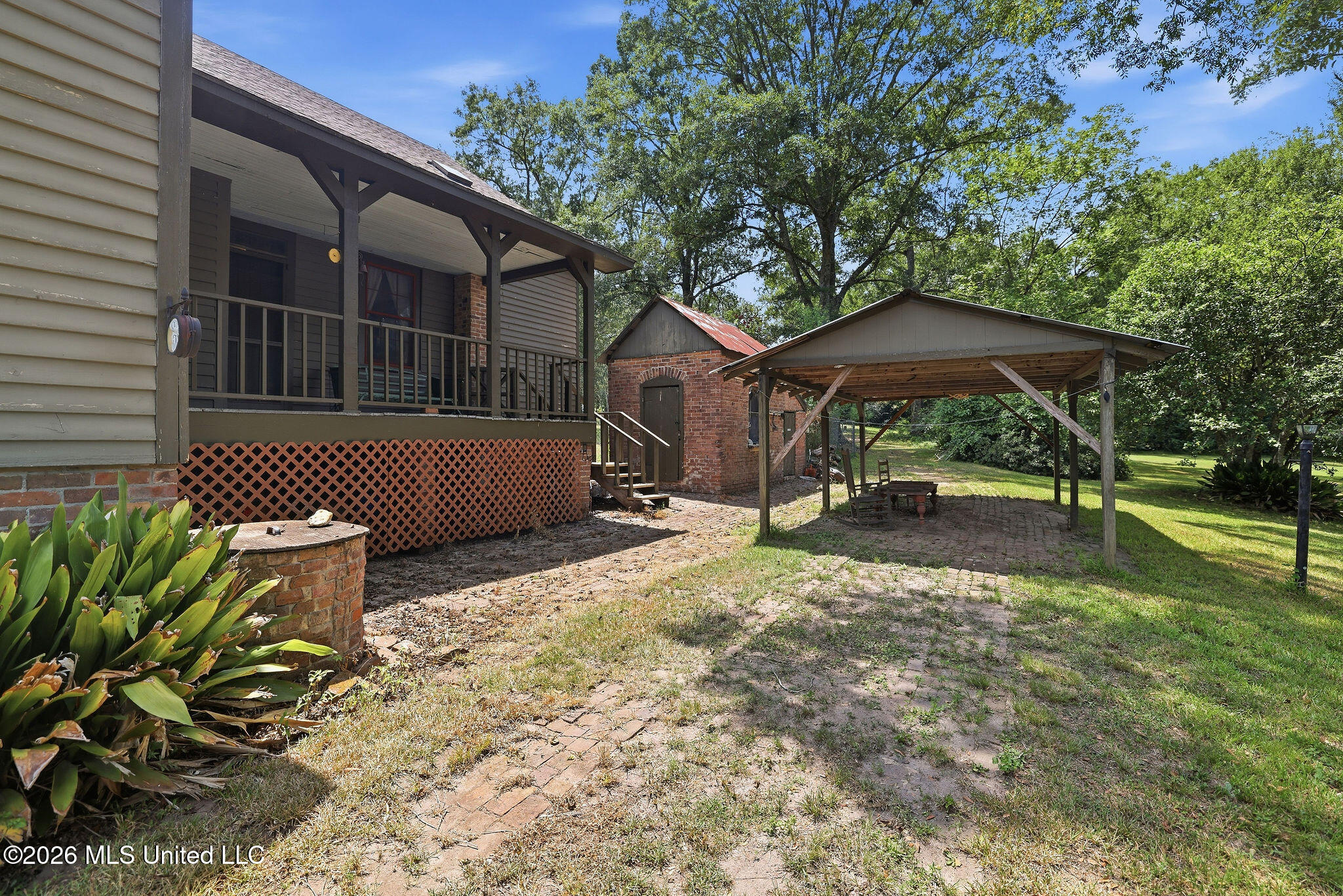 404 Liberty Street Property Photo 6