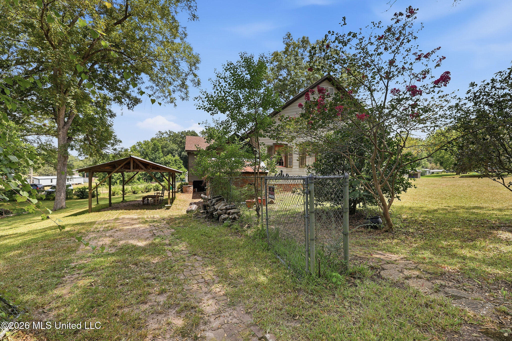 404 Liberty Street Property Photo 37