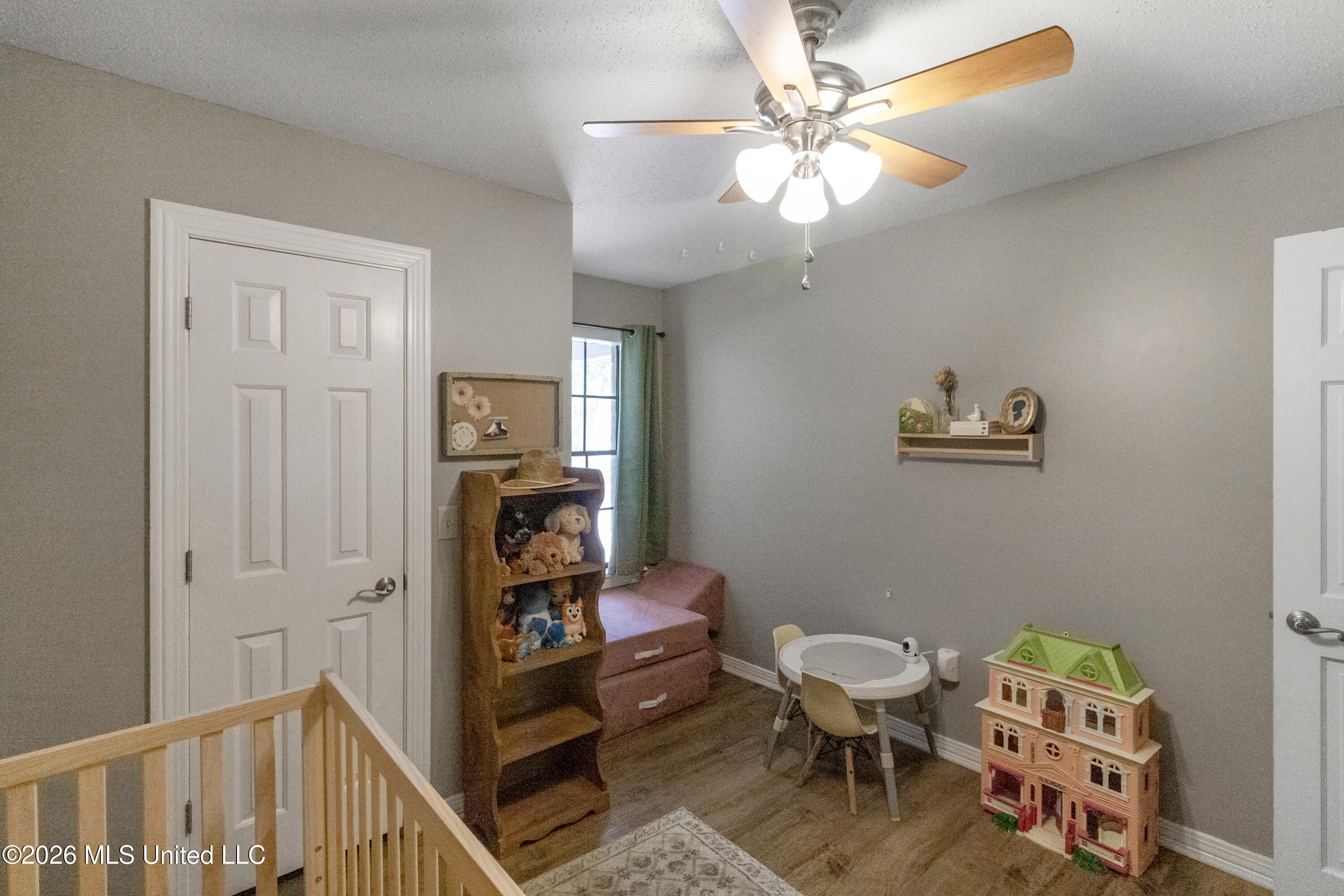 103 Lakeside Drive Property Photo 38