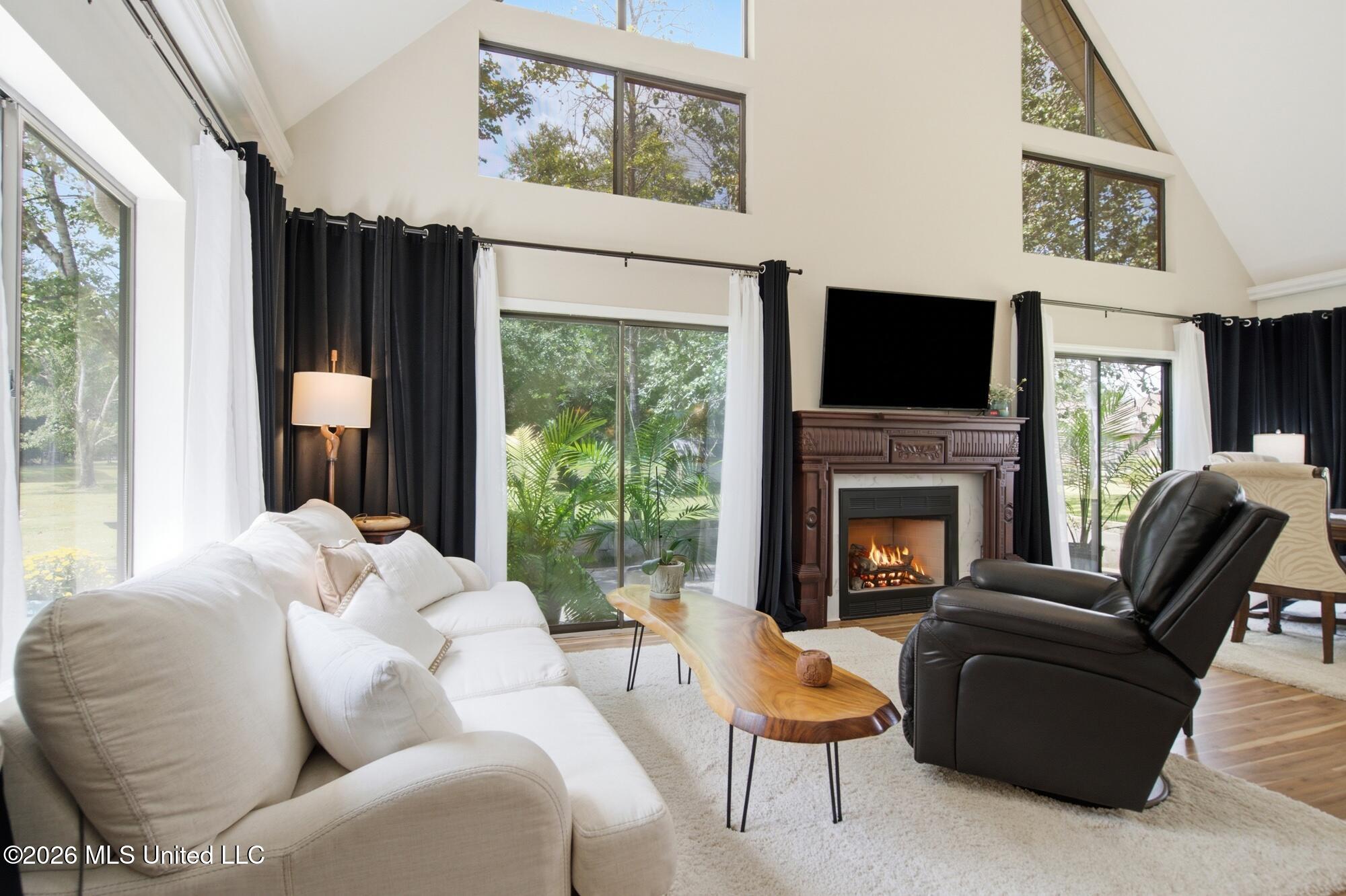 17376 Saucier Lizana Road Property Photo 8