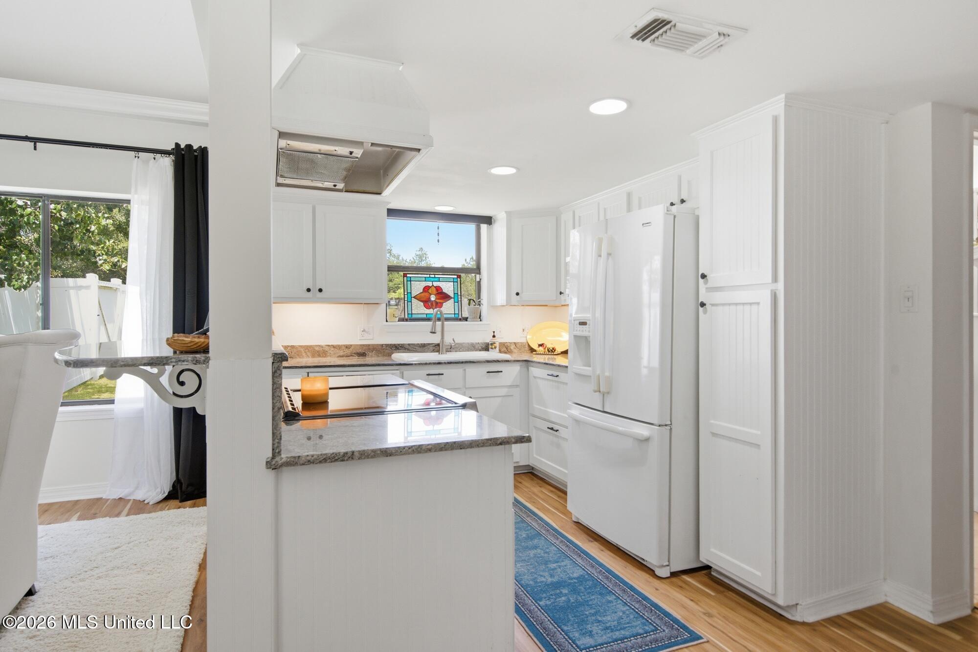 17376 Saucier Lizana Road Property Photo 17