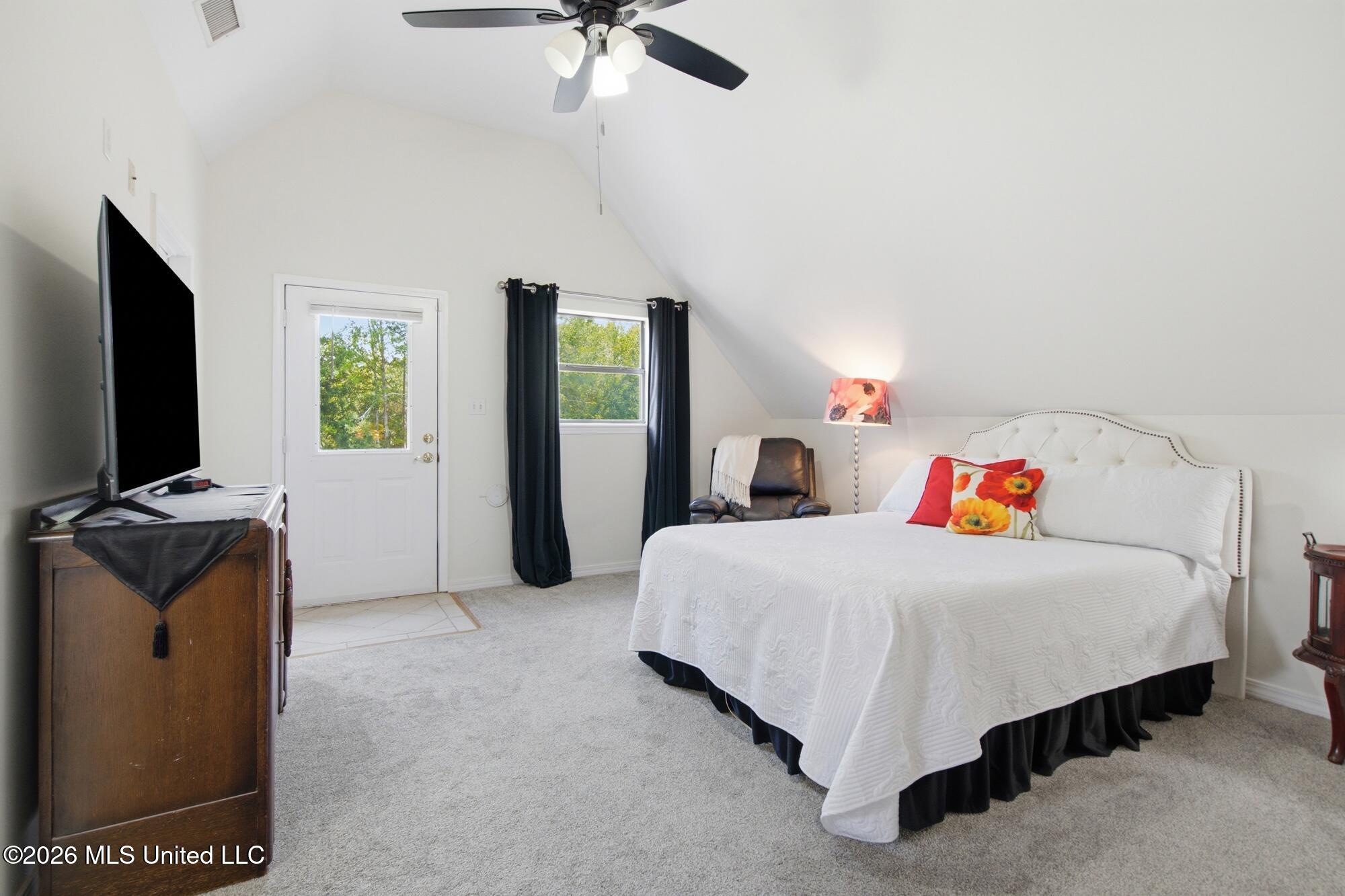 17376 Saucier Lizana Road Property Photo 28