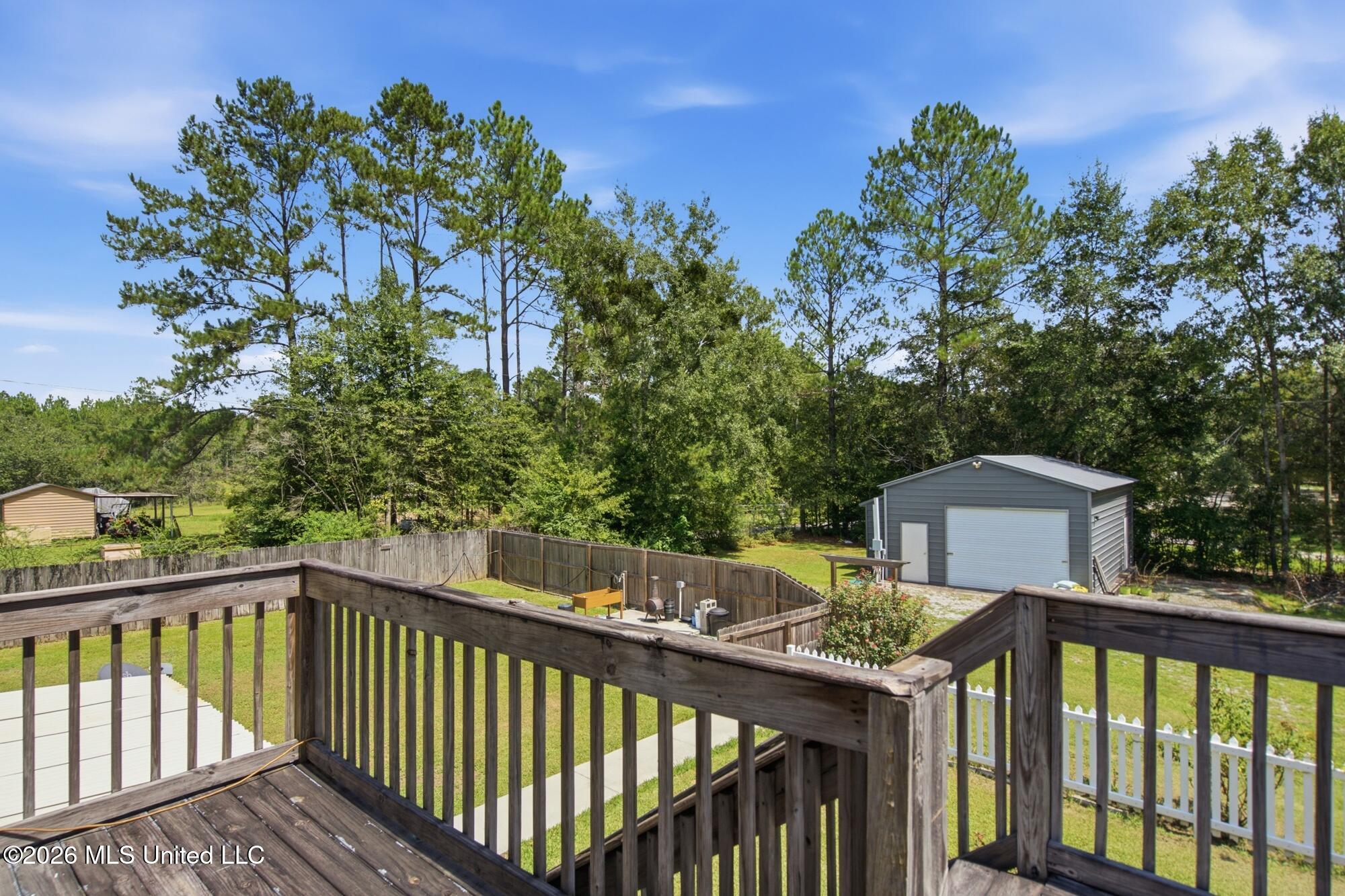 17376 Saucier Lizana Road Property Photo 32