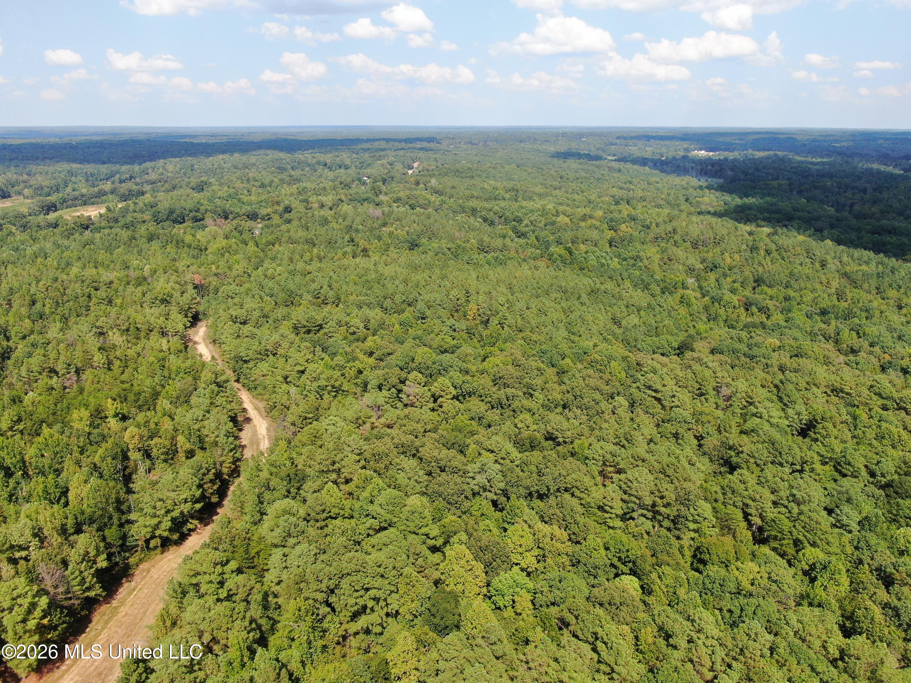 700 Front Road Property Photo 4