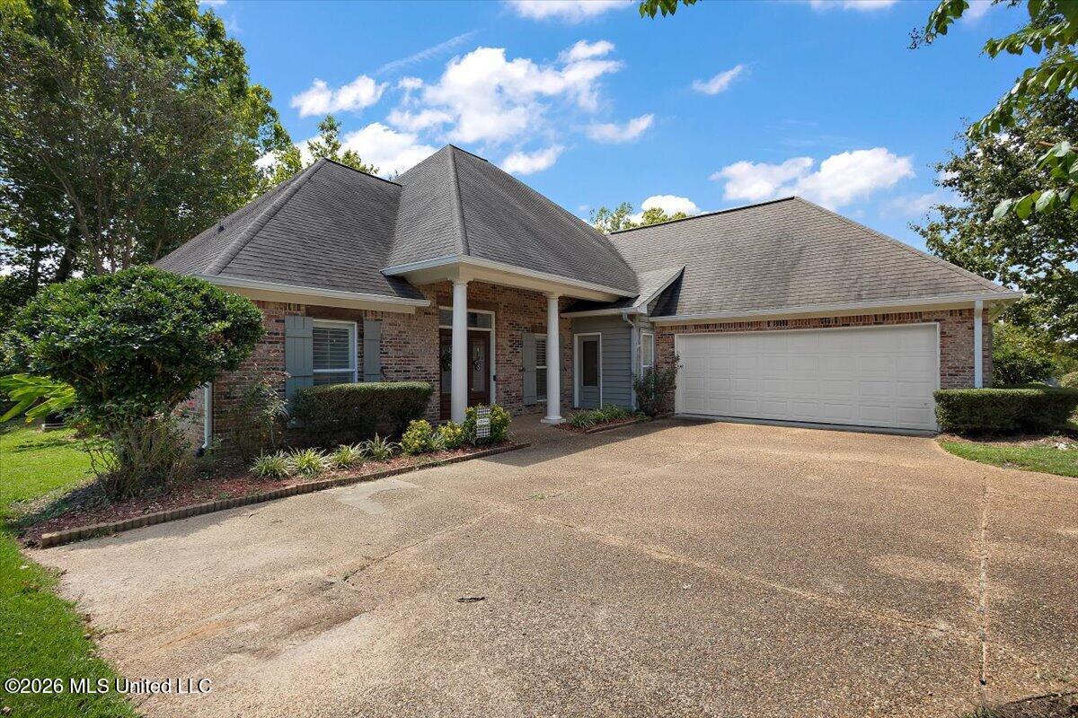 707 Highland Place Property Photo 3