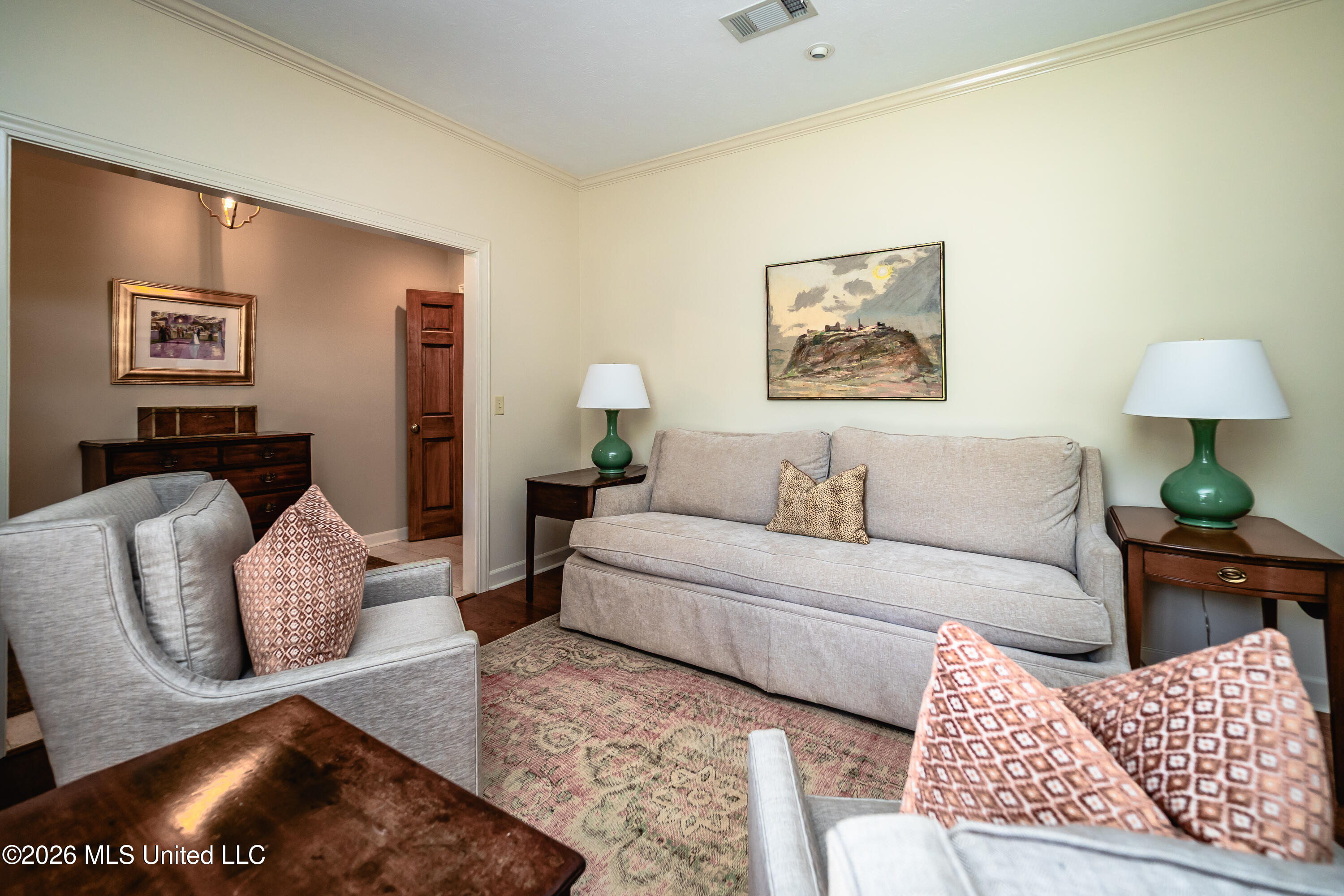 104 Arbor Ridge Road Property Photo 8