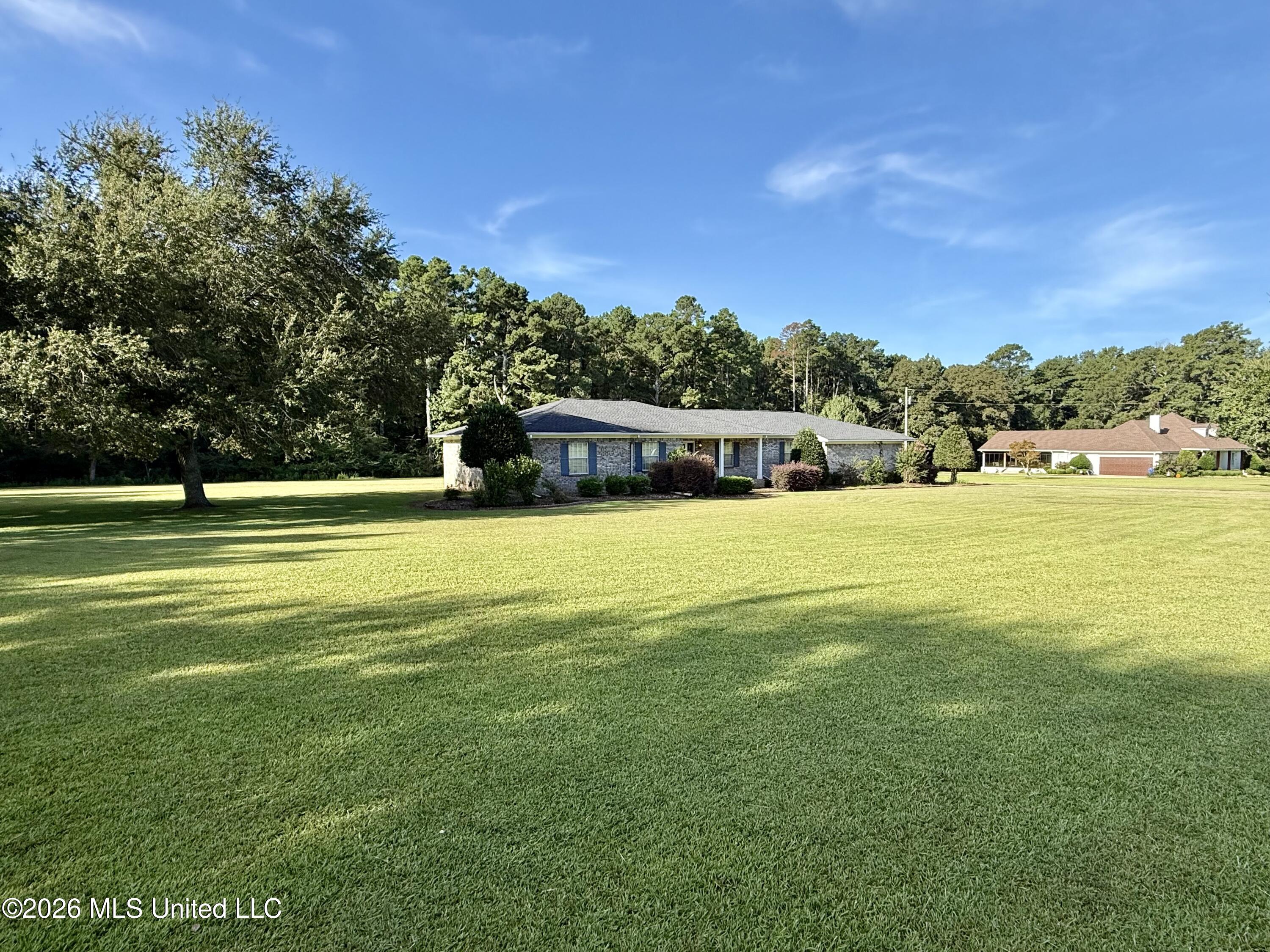 297 Old Magee Road Property Photo 3
