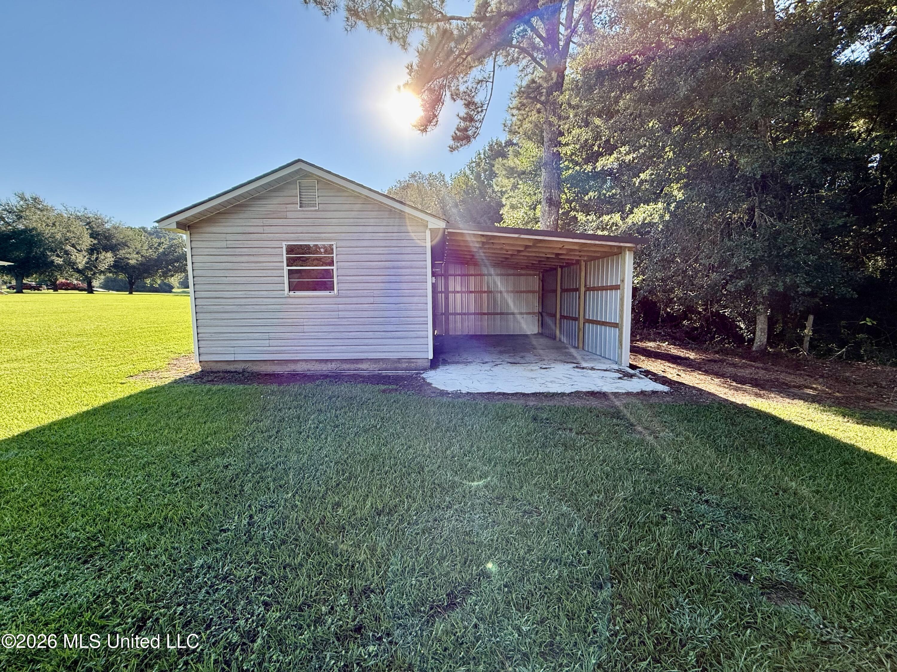 297 Old Magee Road Property Photo 9
