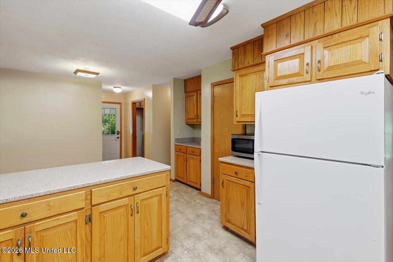2053 Warrenton Property Photo 15